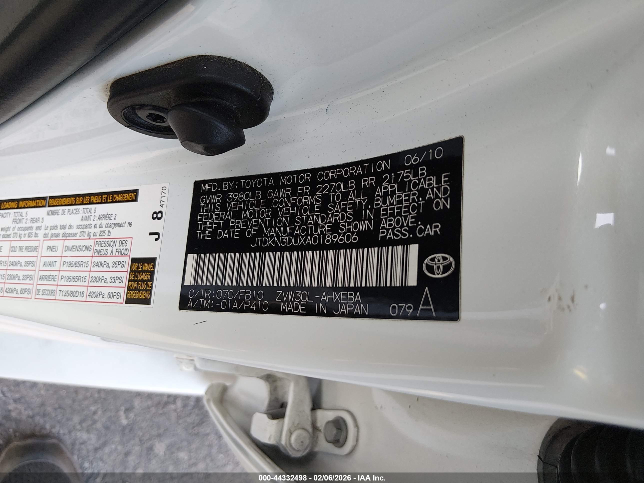 TOYOTA PRIUS image 9