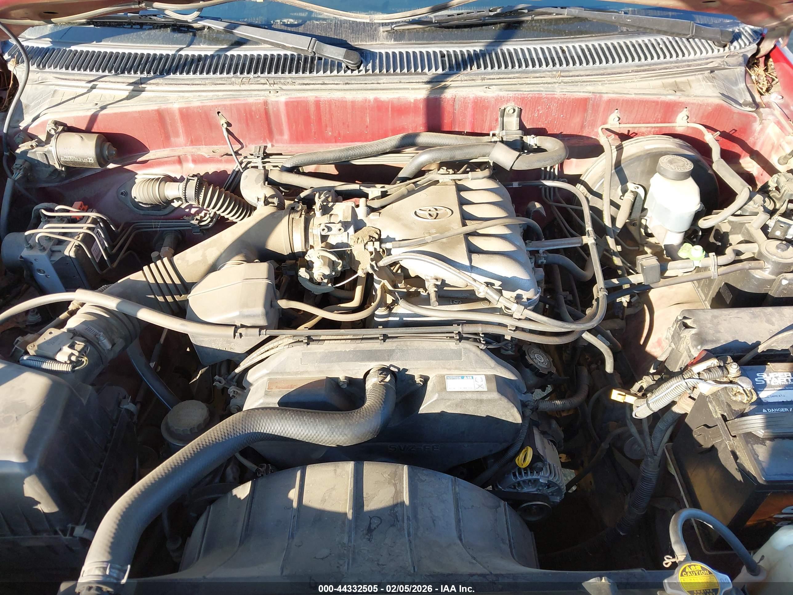 TOYOTA TUNDRA image 10
