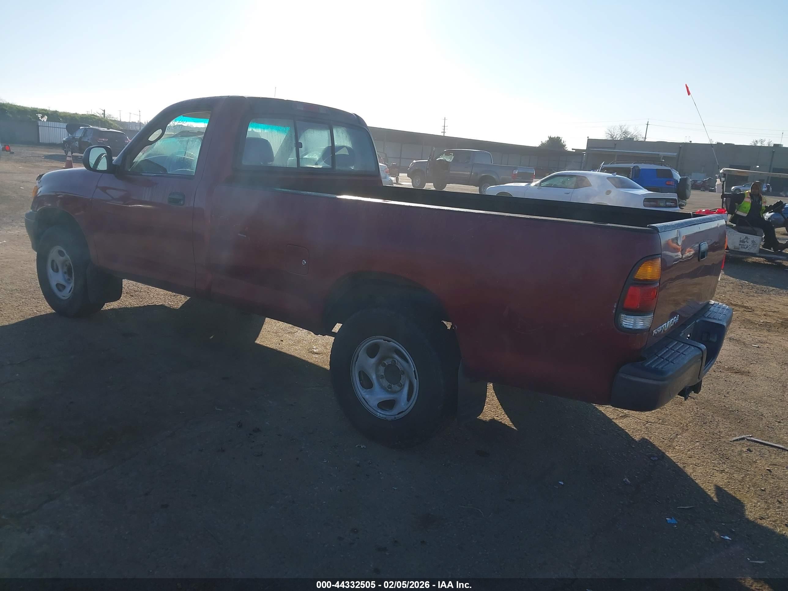 TOYOTA TUNDRA image 3