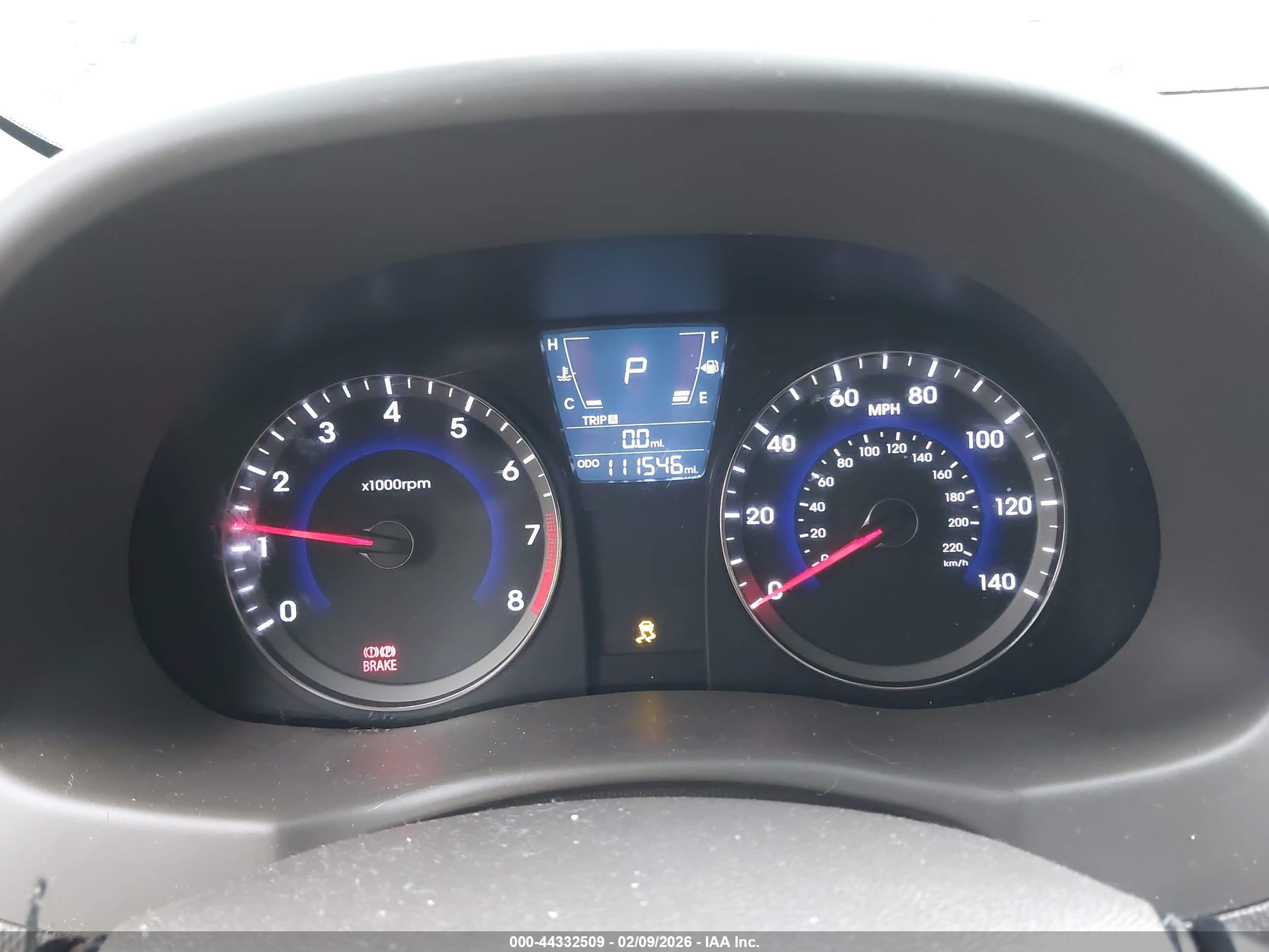 HYUNDAI ACCENT image 7