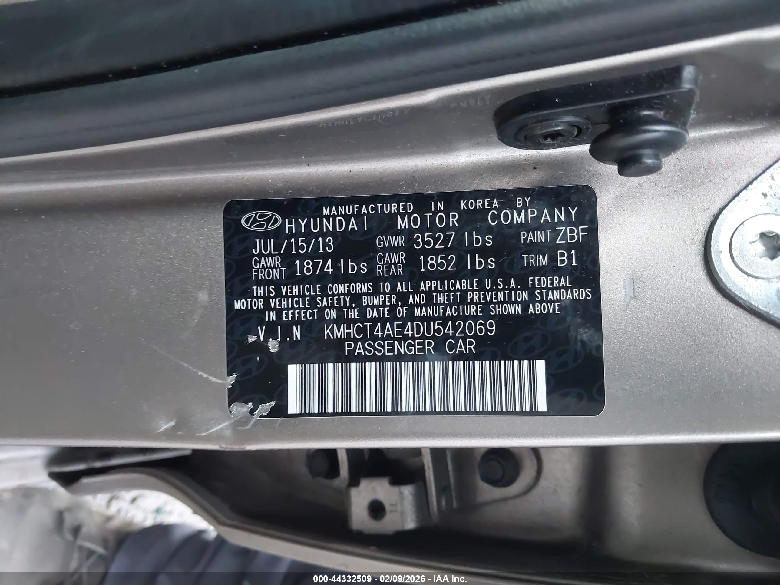 HYUNDAI ACCENT image 9