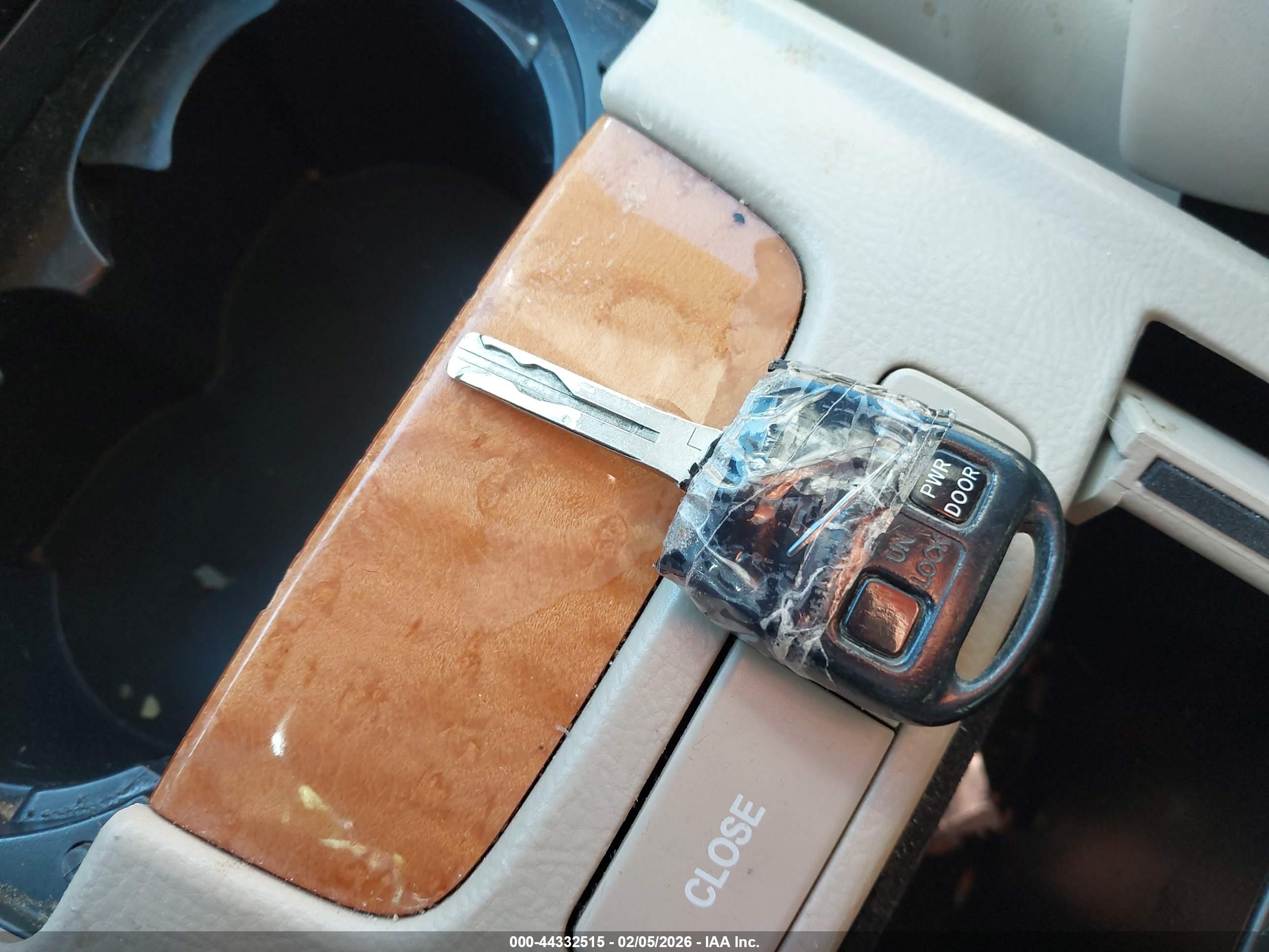 LEXUS RX image 11