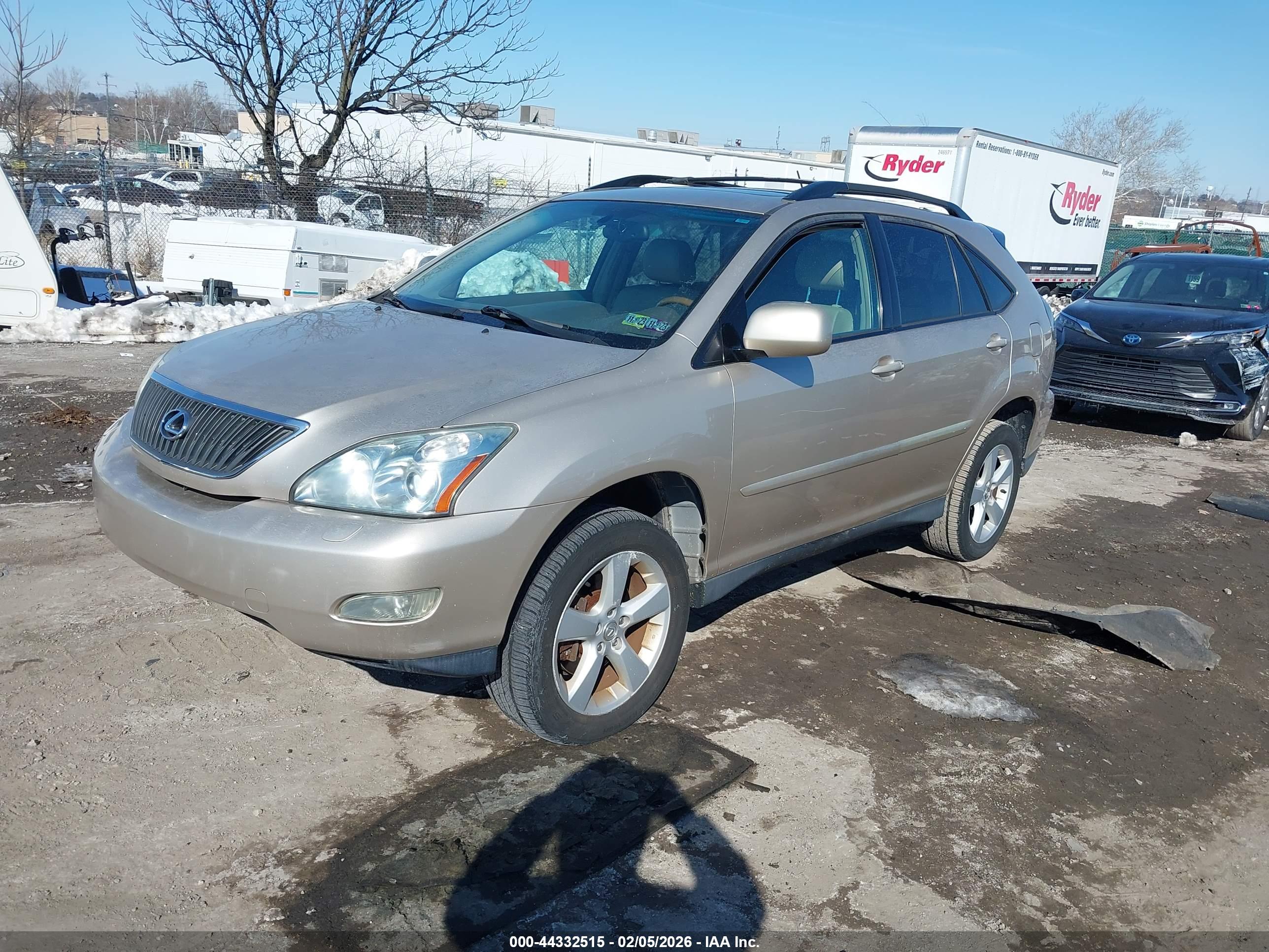 LEXUS RX image 2