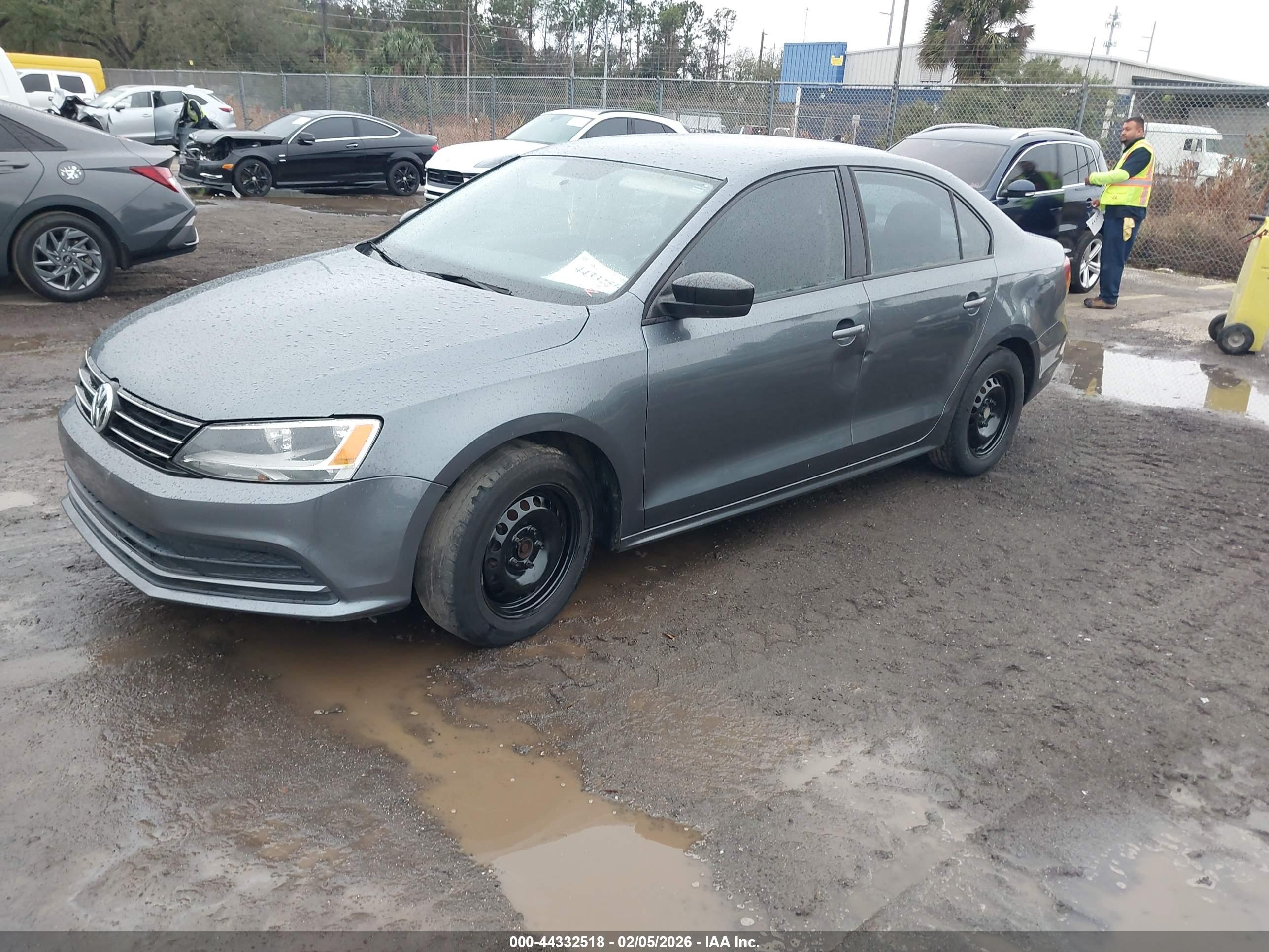 VOLKSWAGEN JETTA image 2