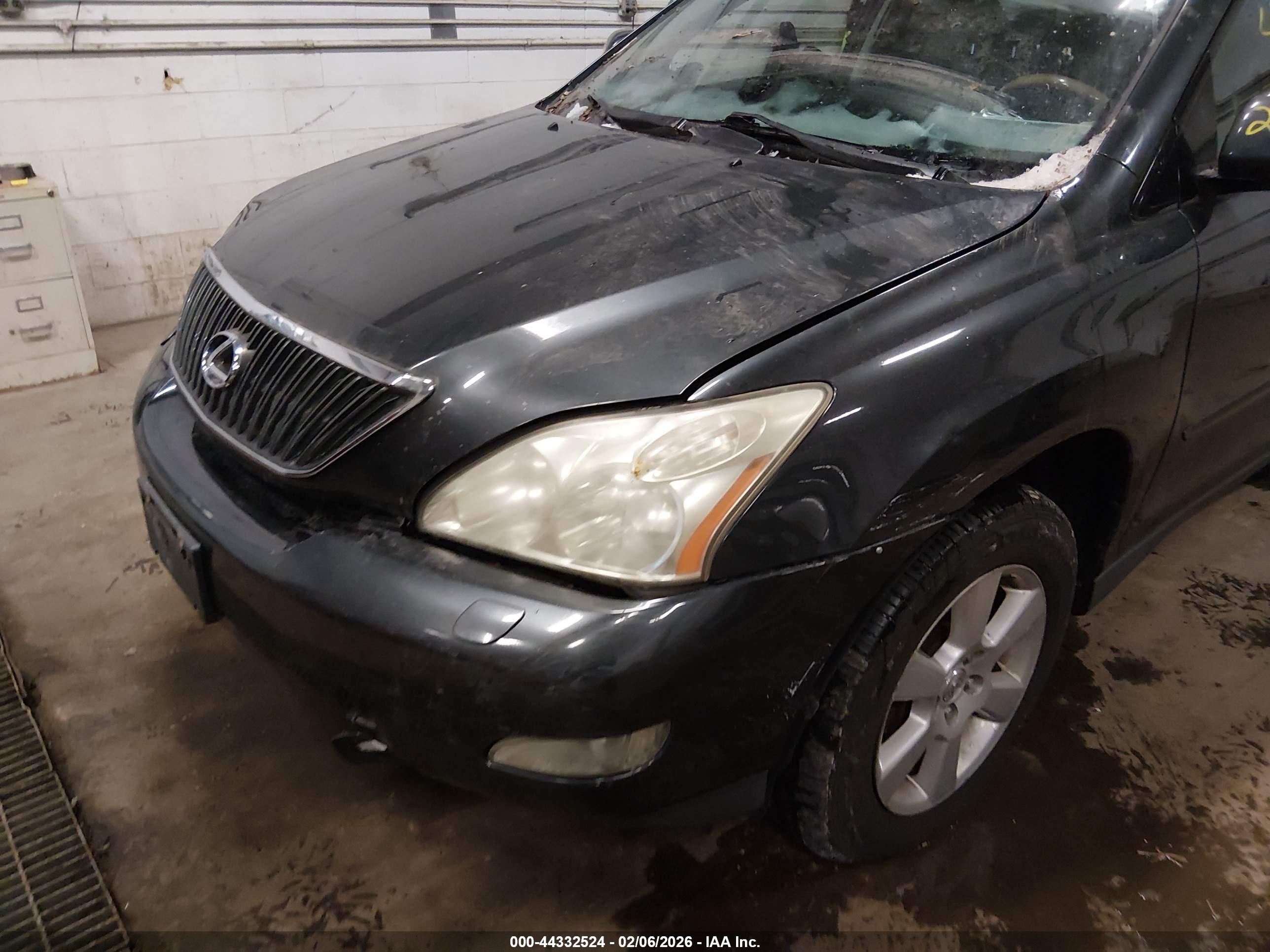 LEXUS RX image 6
