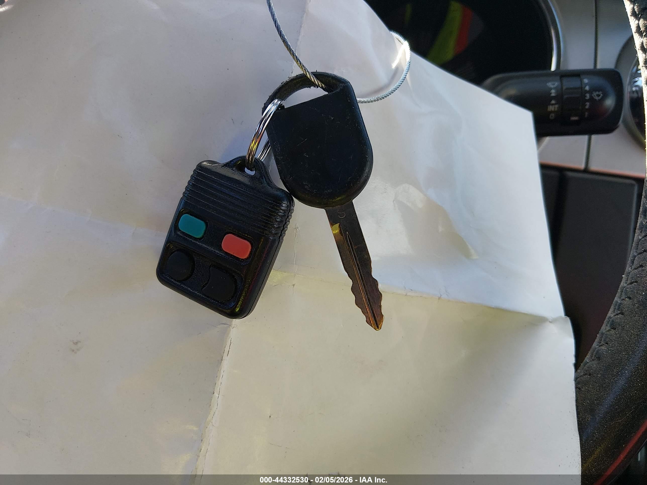 FORD MUSTANG image 11