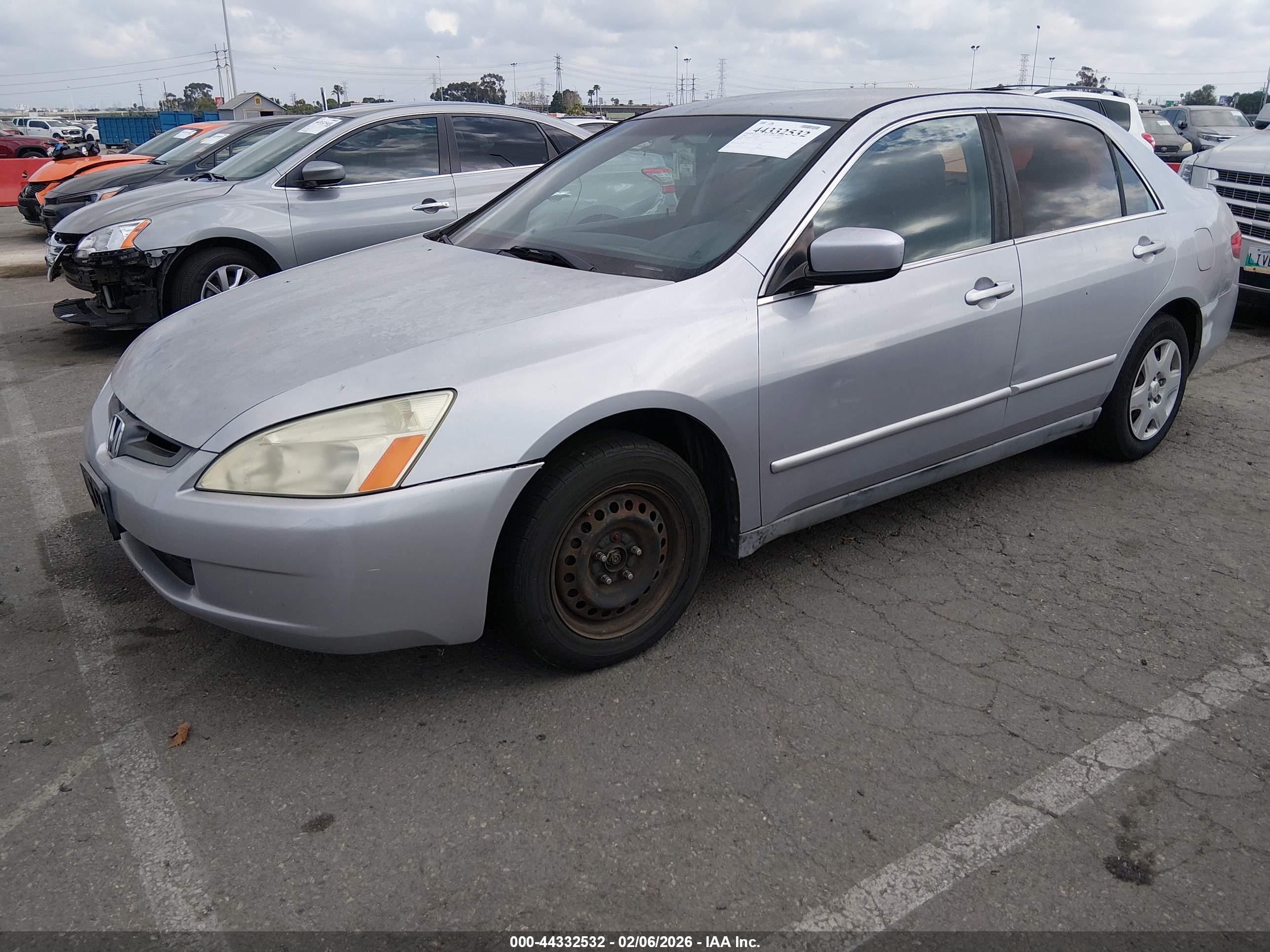 HONDA ACCORD image 2
