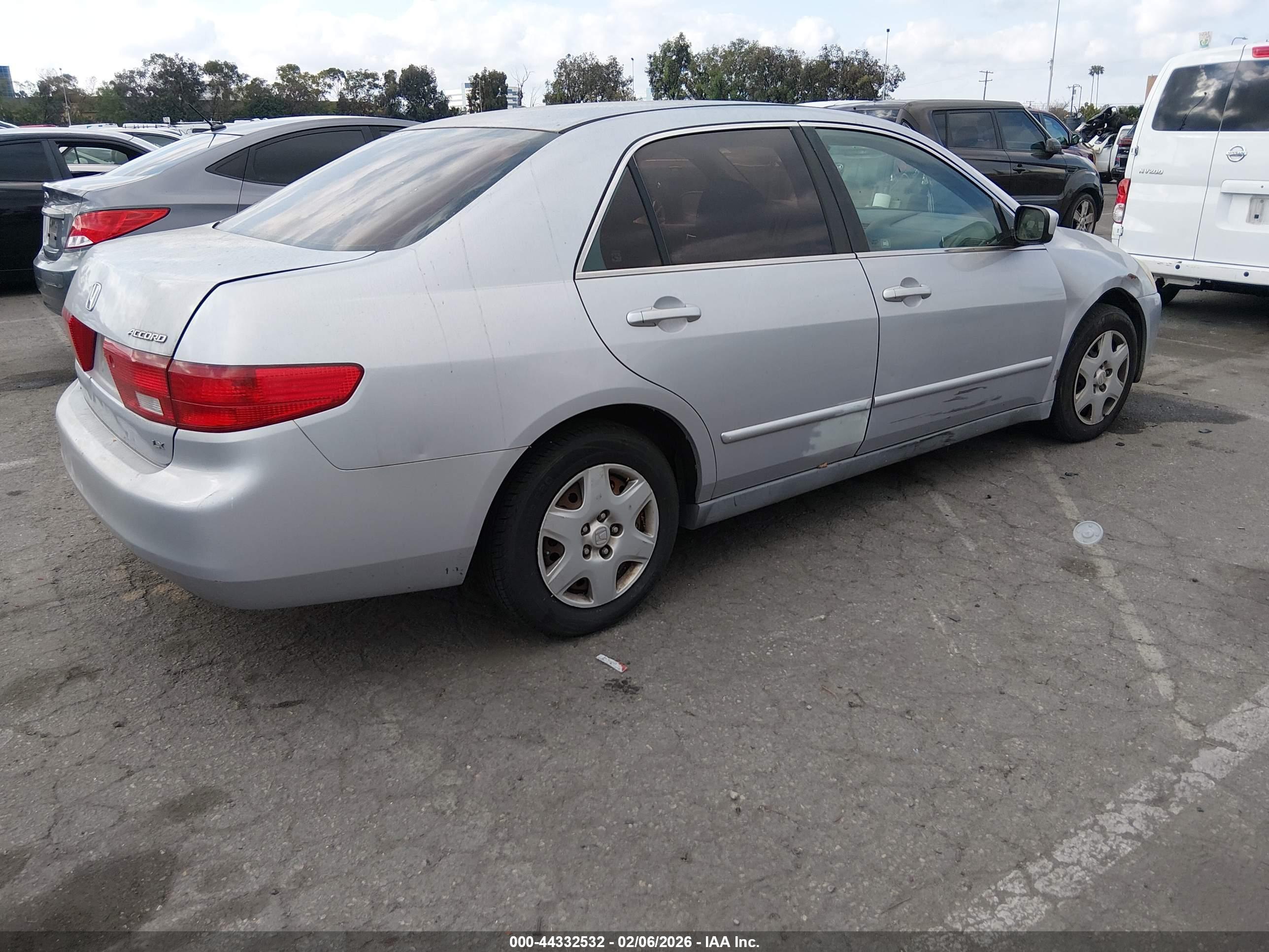 HONDA ACCORD image 4