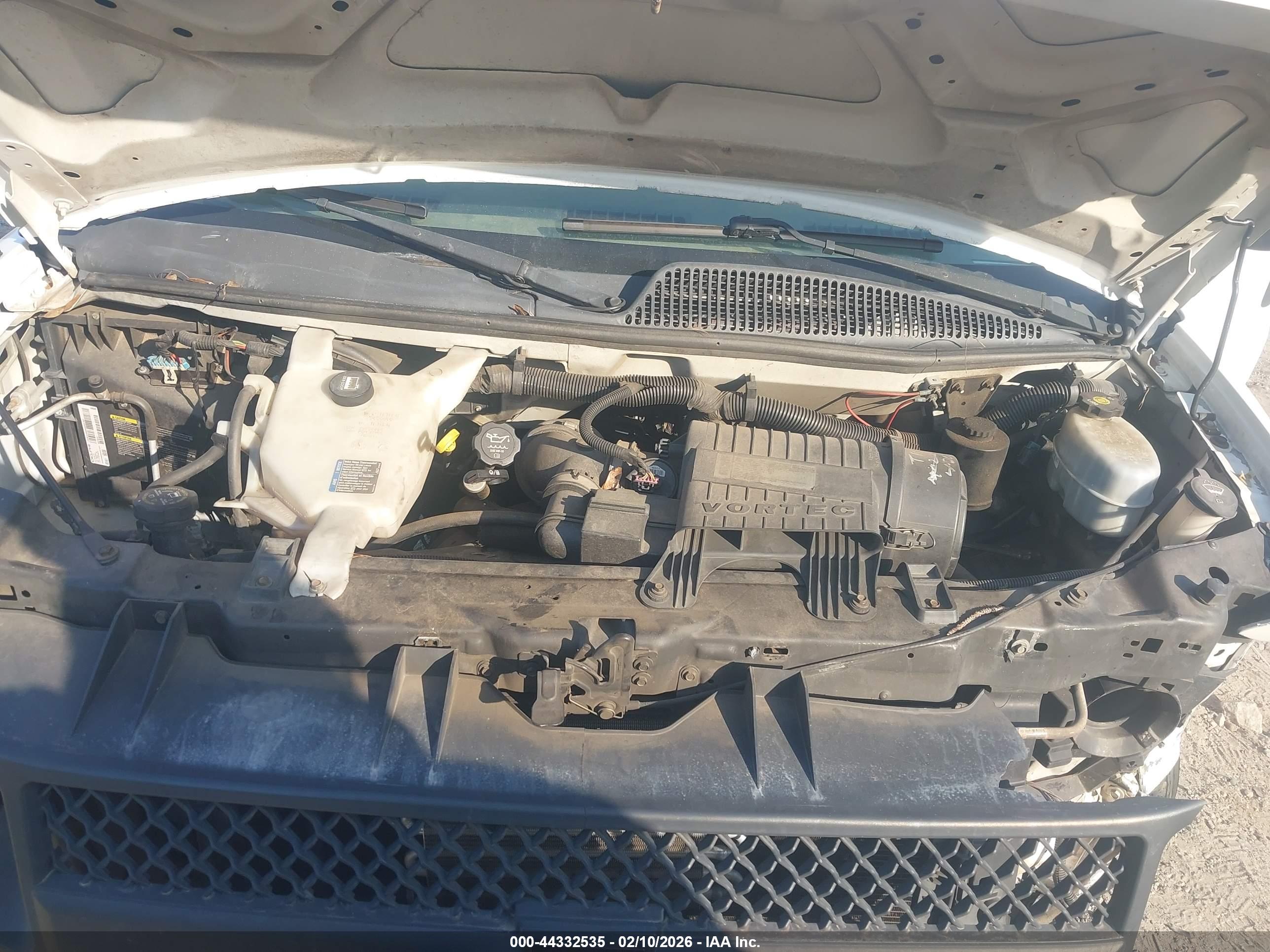 CHEVROLET EXPRESS image 10