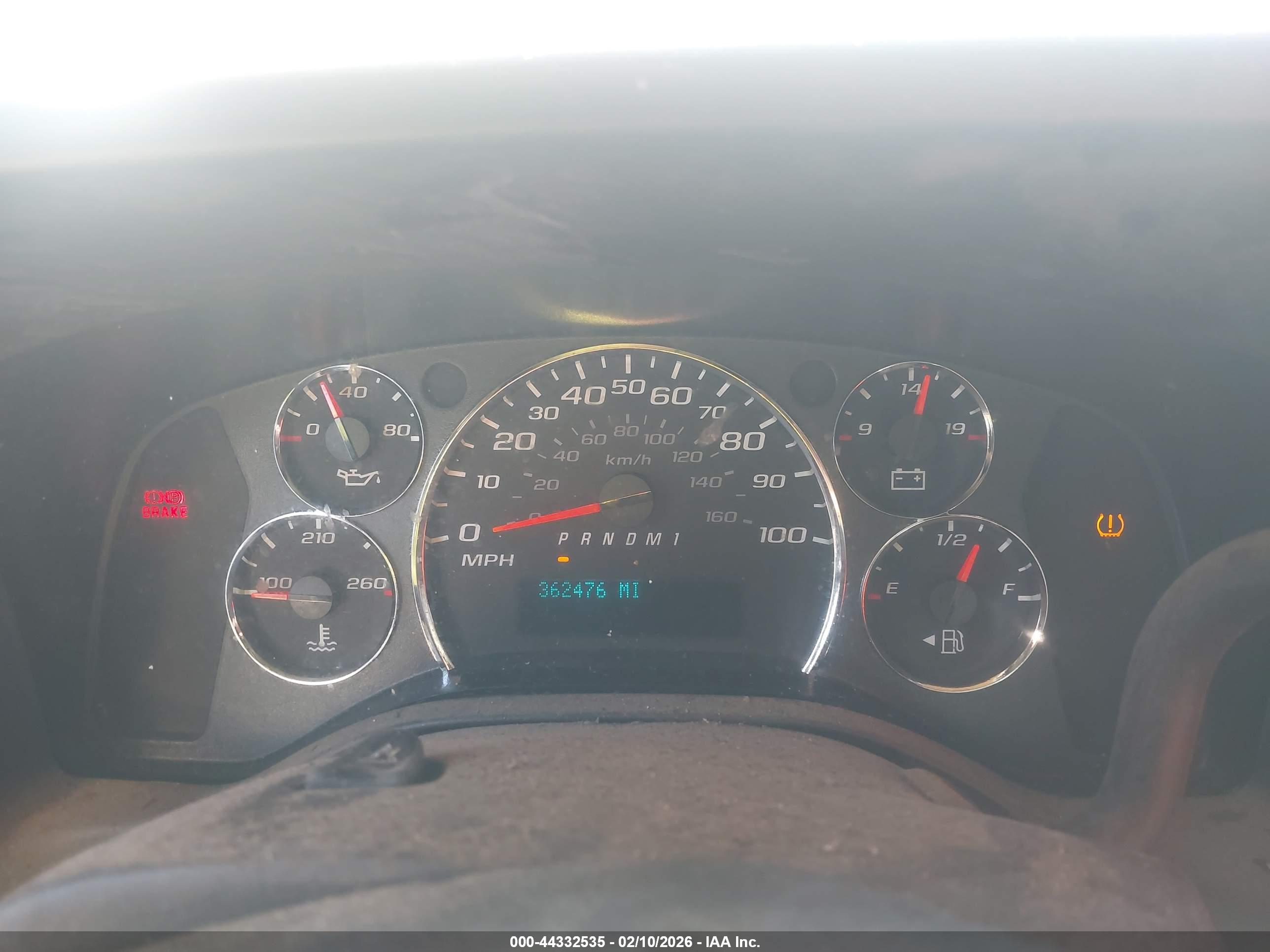 CHEVROLET EXPRESS image 7