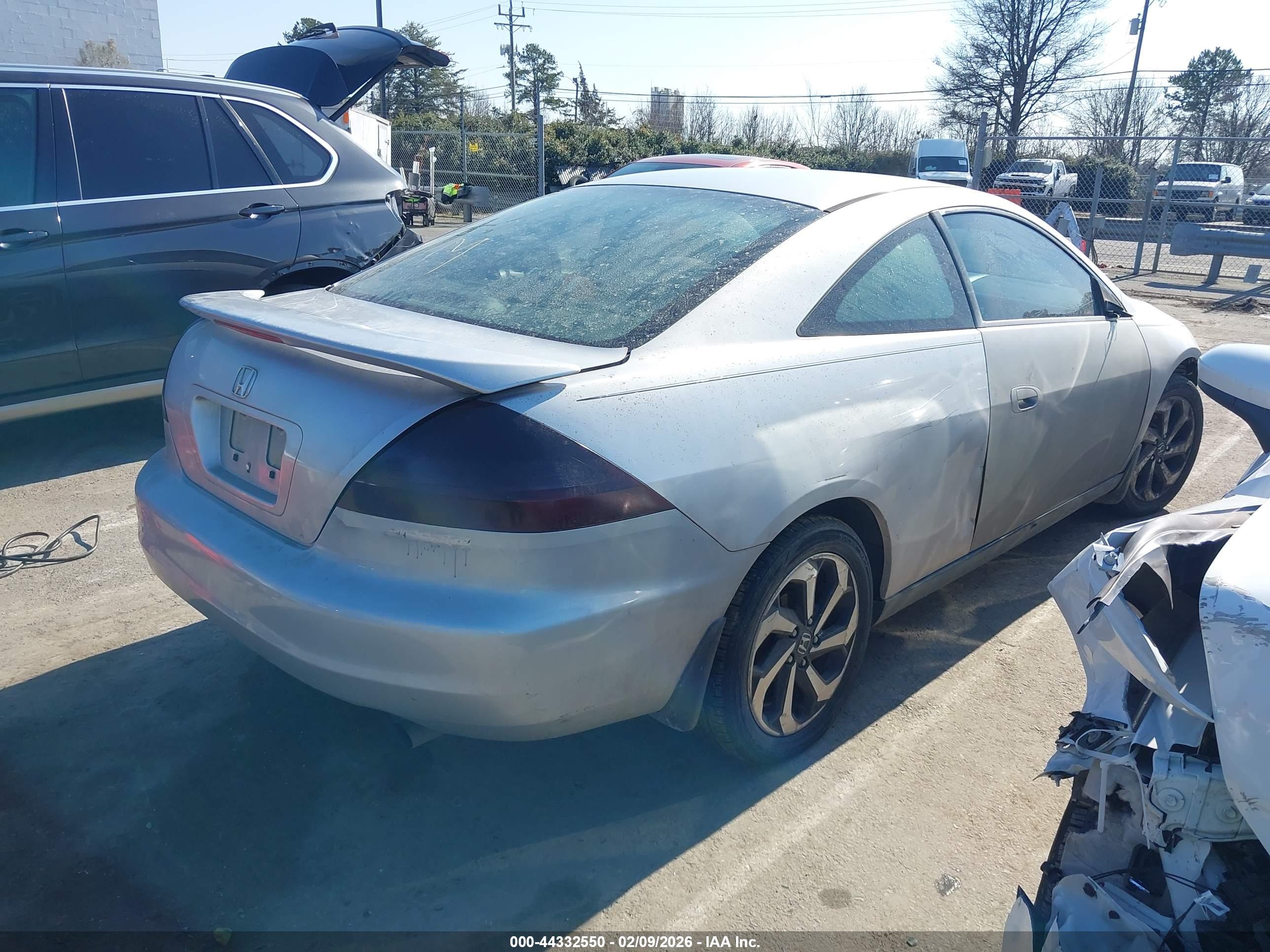 HONDA ACCORD image 4