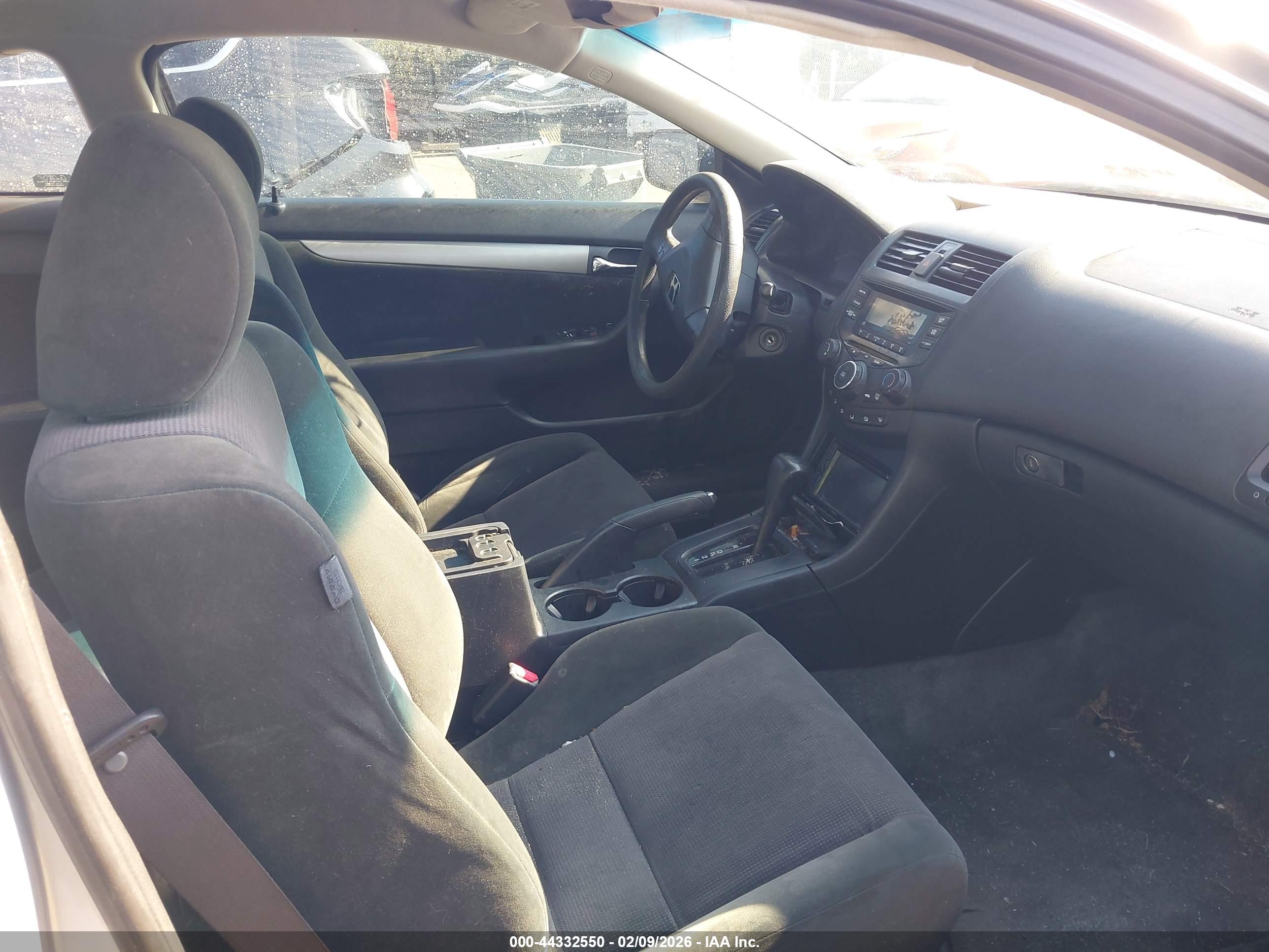 HONDA ACCORD image 5