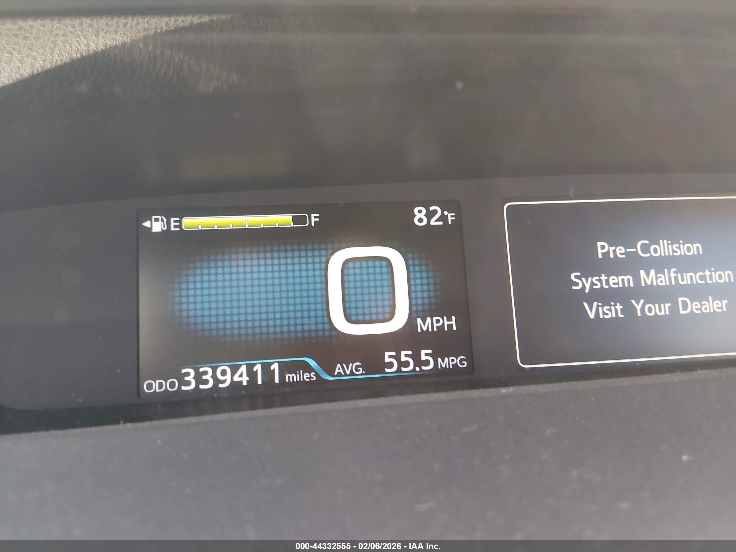 TOYOTA PRIUS image 7