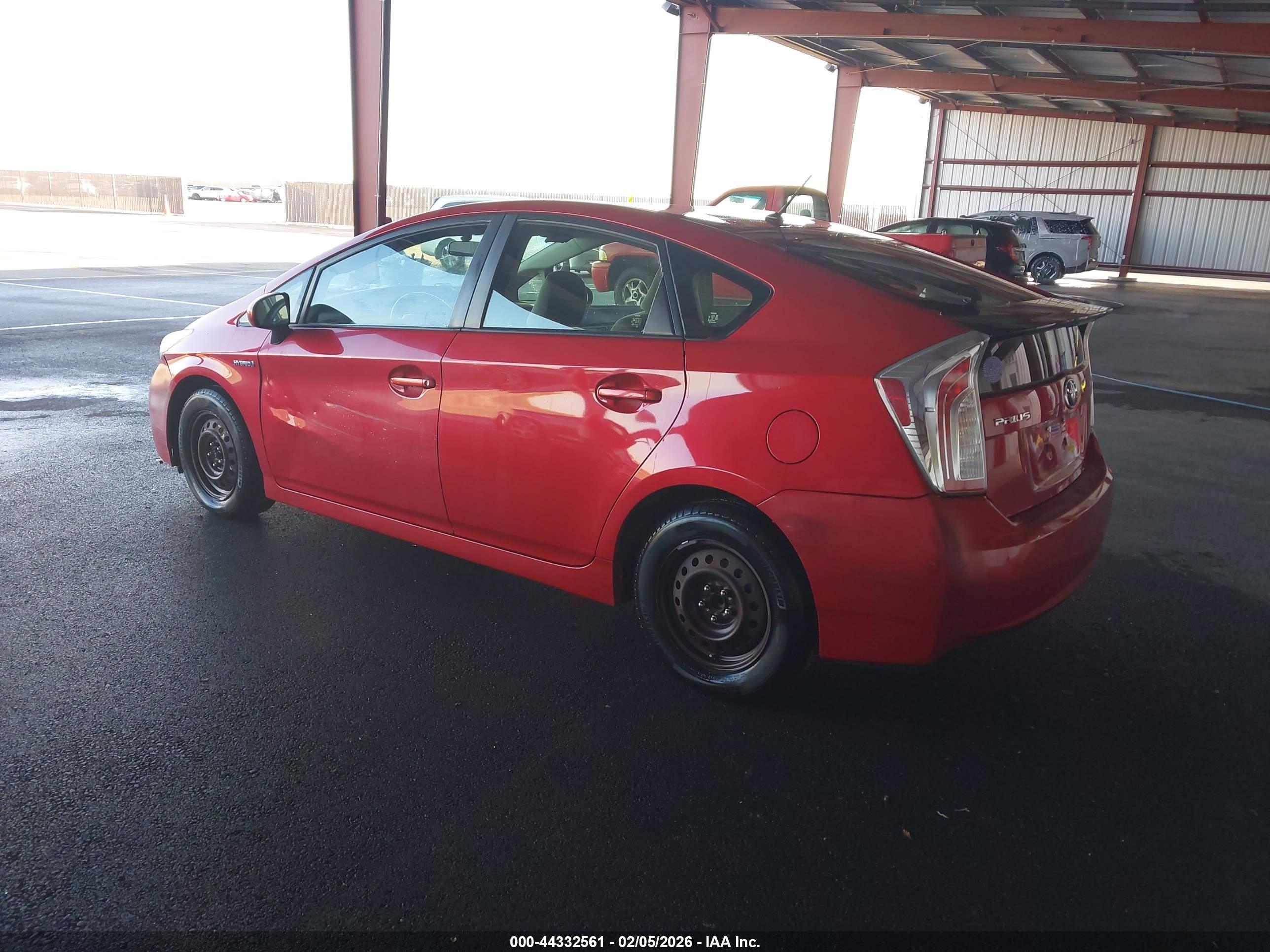 TOYOTA PRIUS image 3