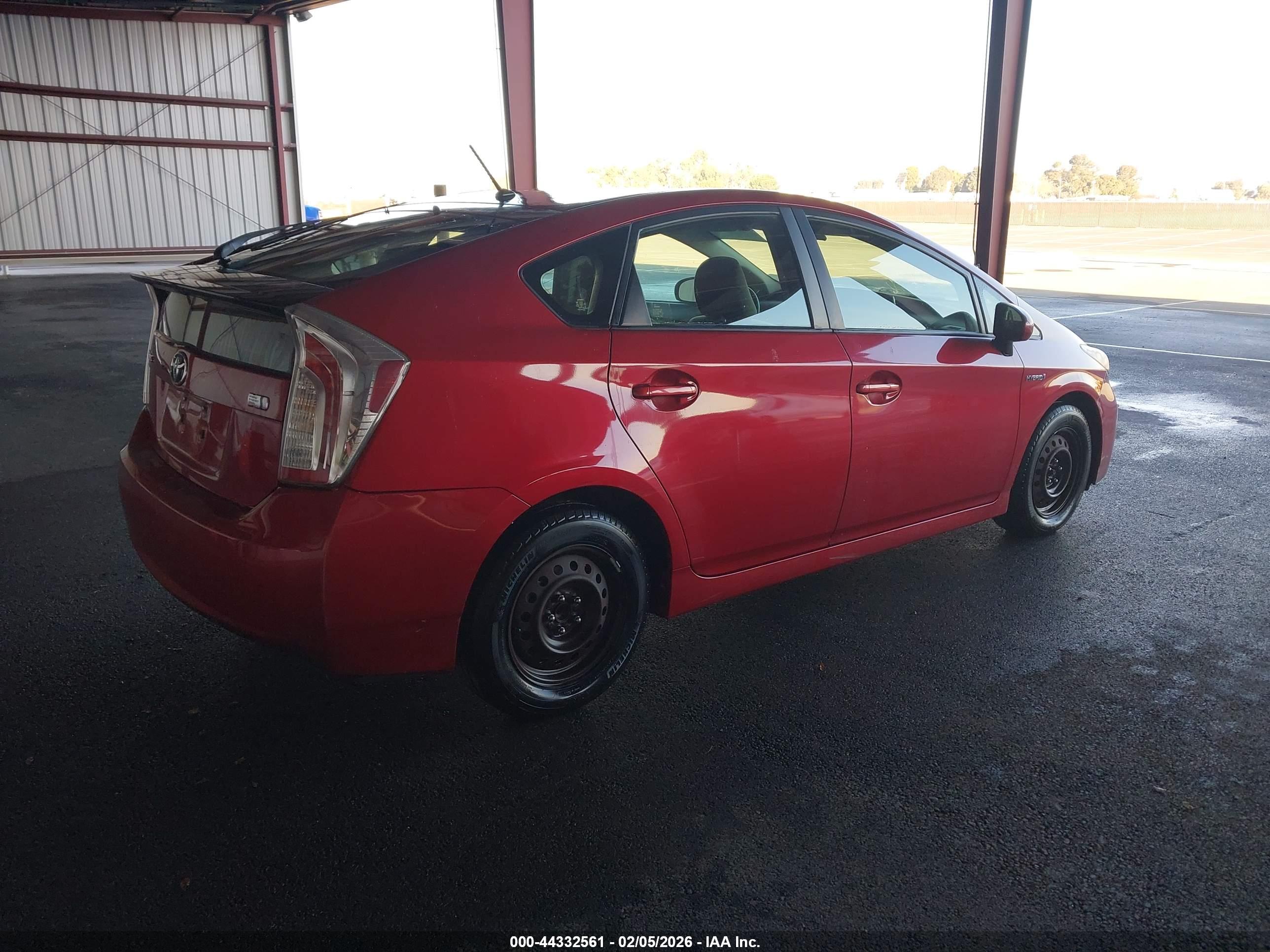 TOYOTA PRIUS image 4