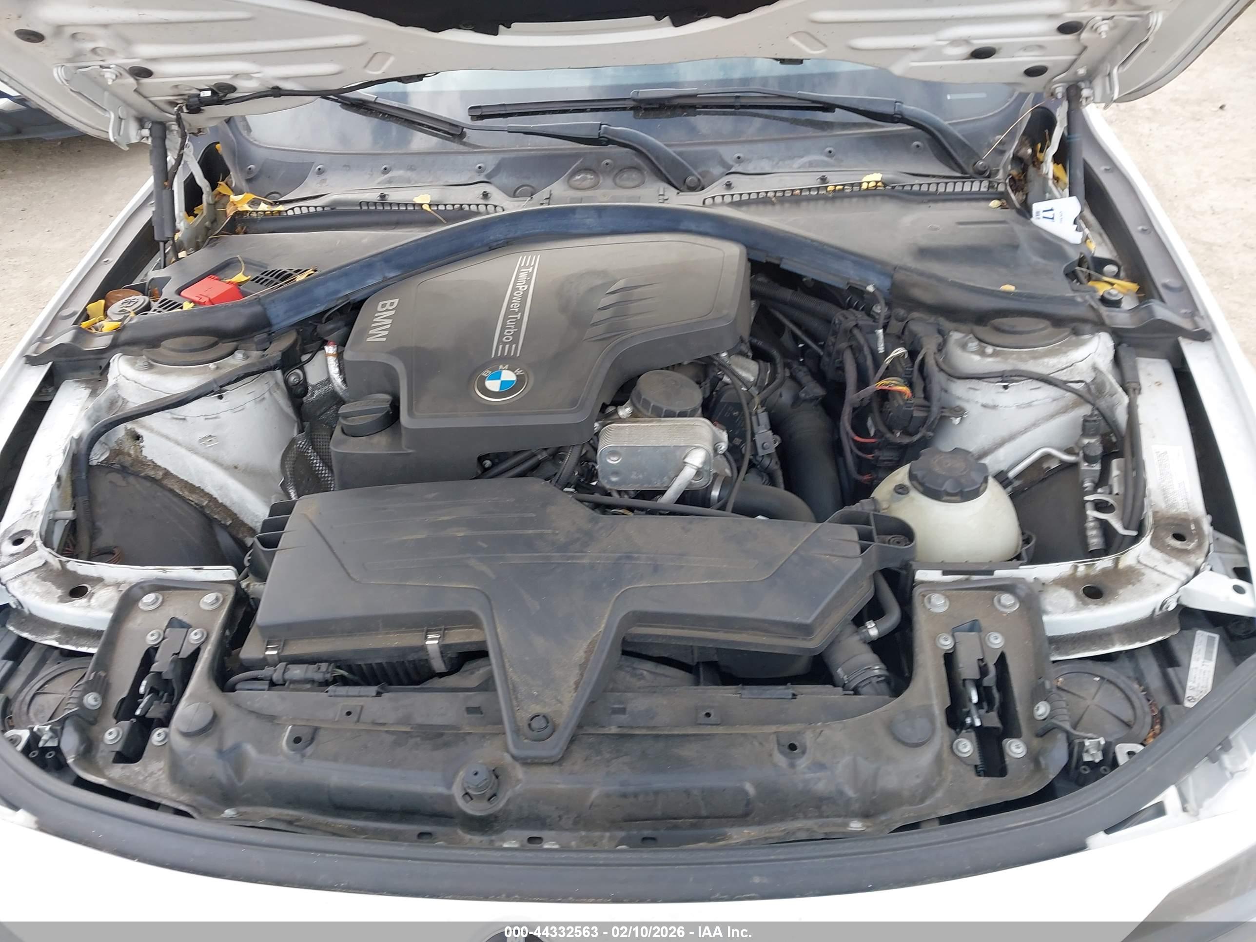 BMW 328I image 10