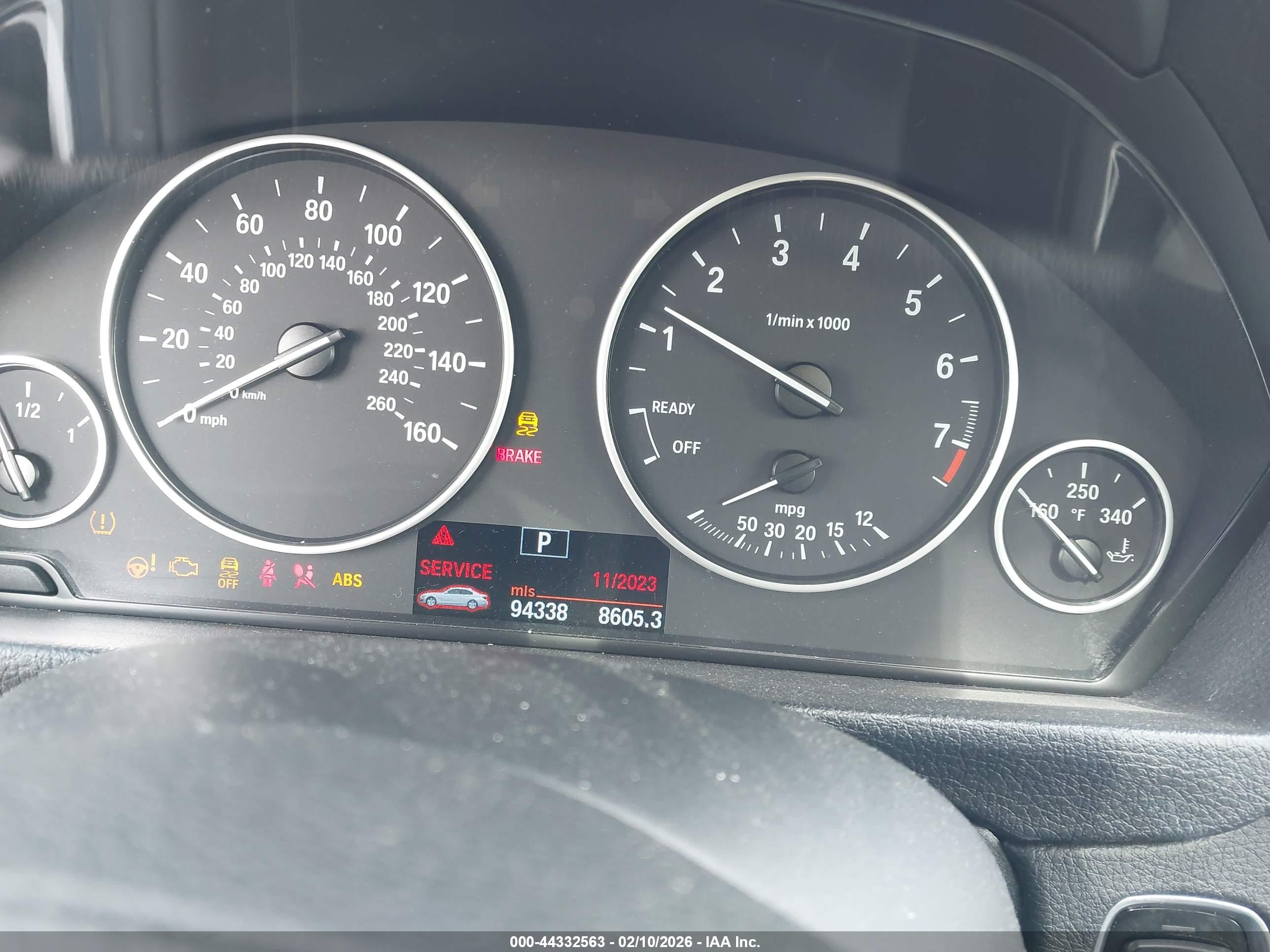 BMW 328I image 7