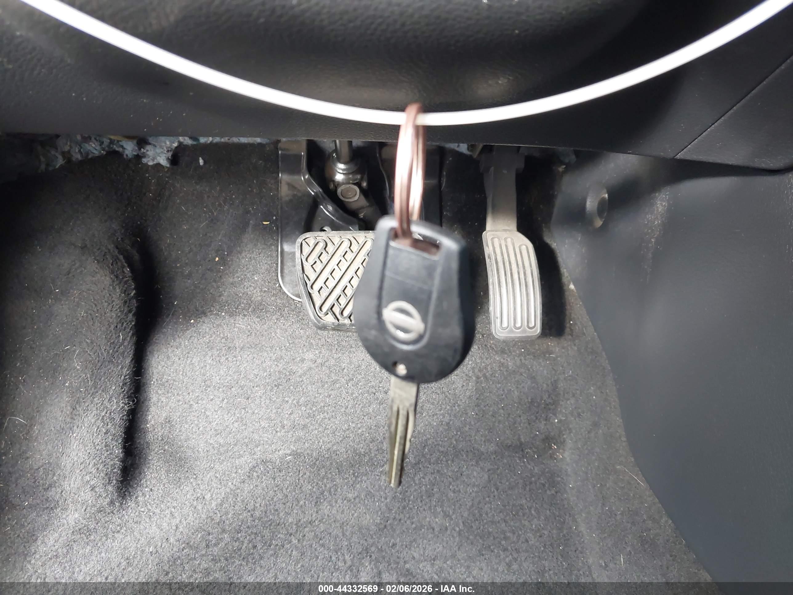 NISSAN SENTRA image 11