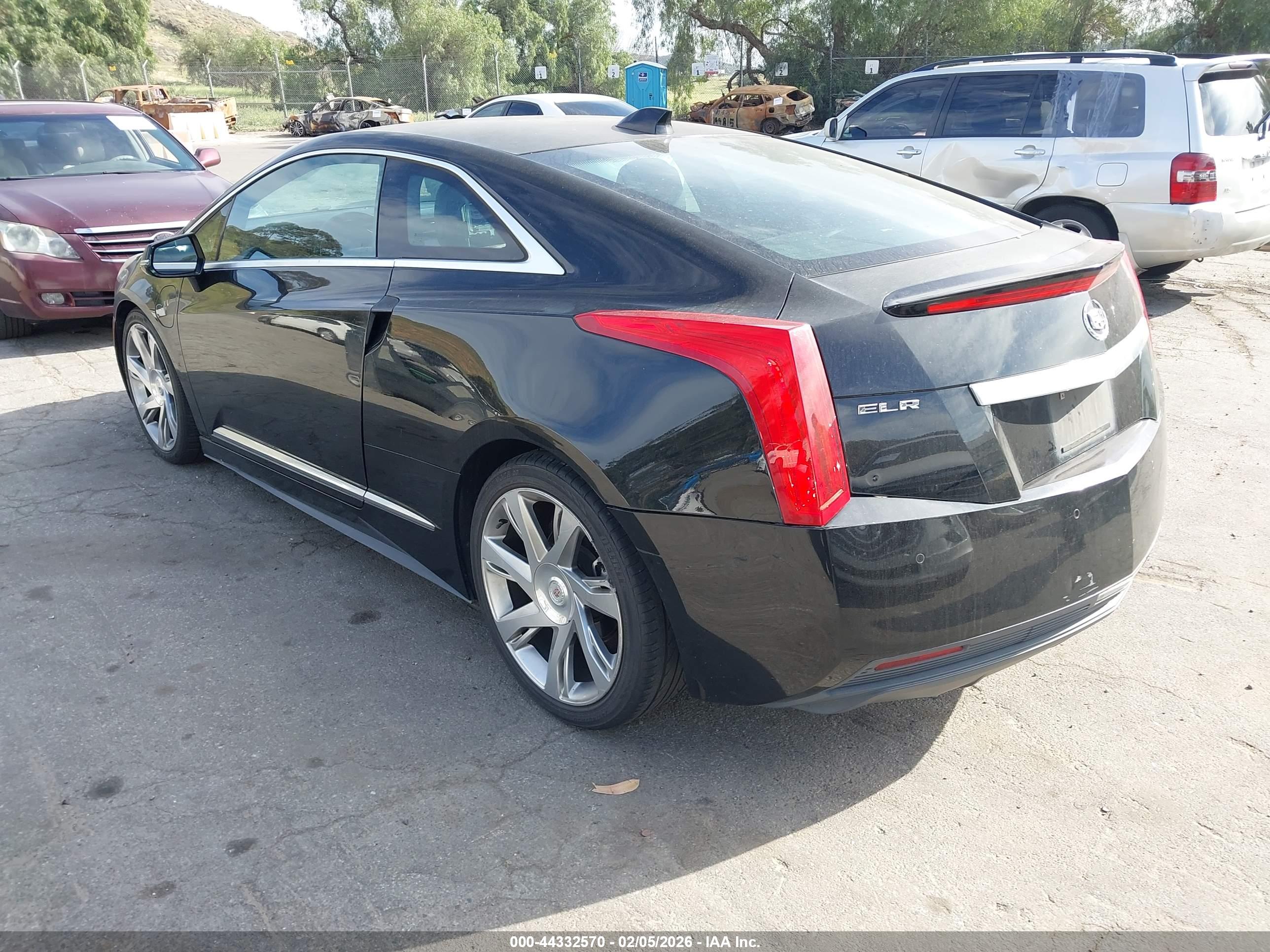 CADILLAC ELR image 3