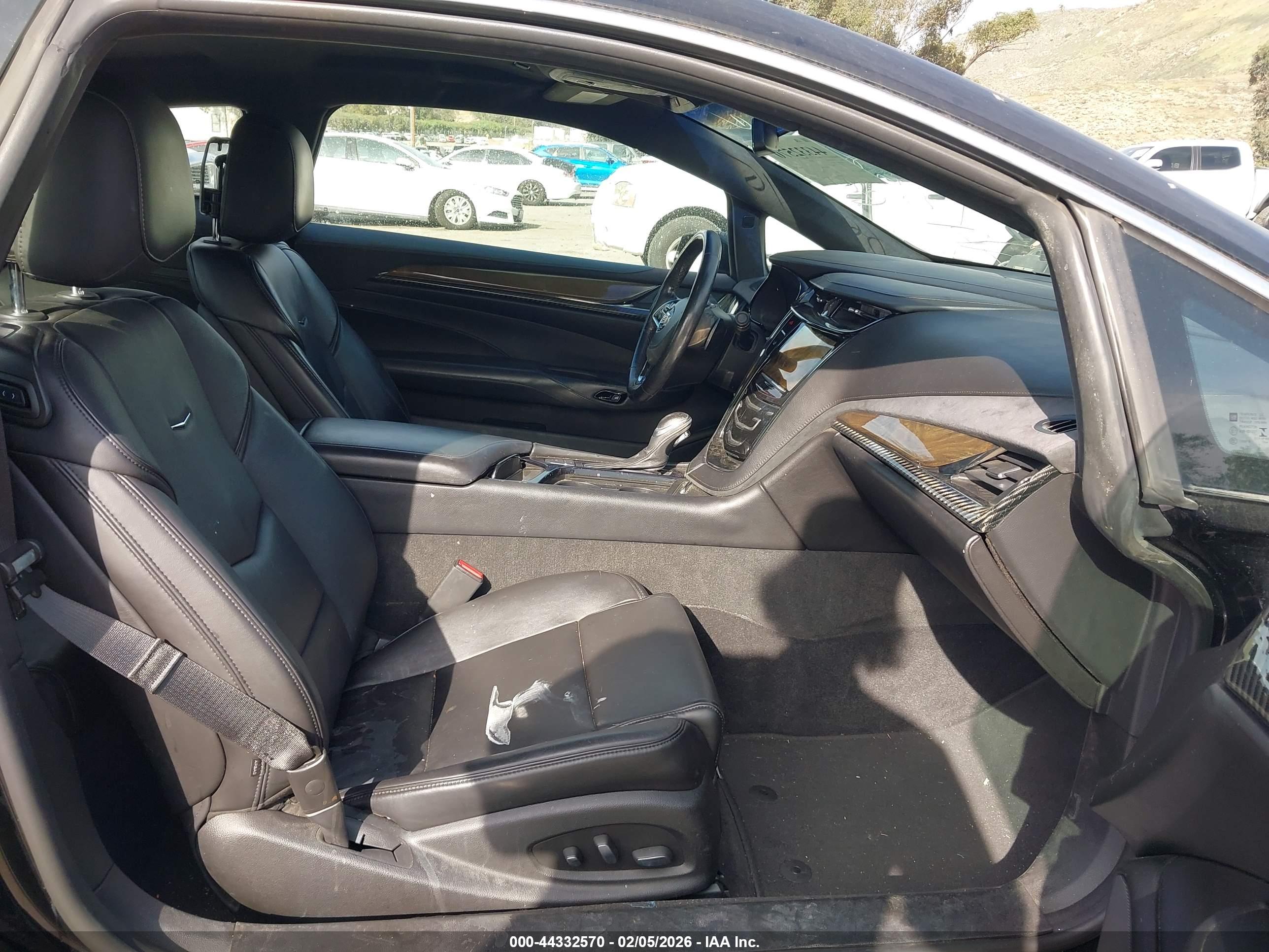 CADILLAC ELR image 5