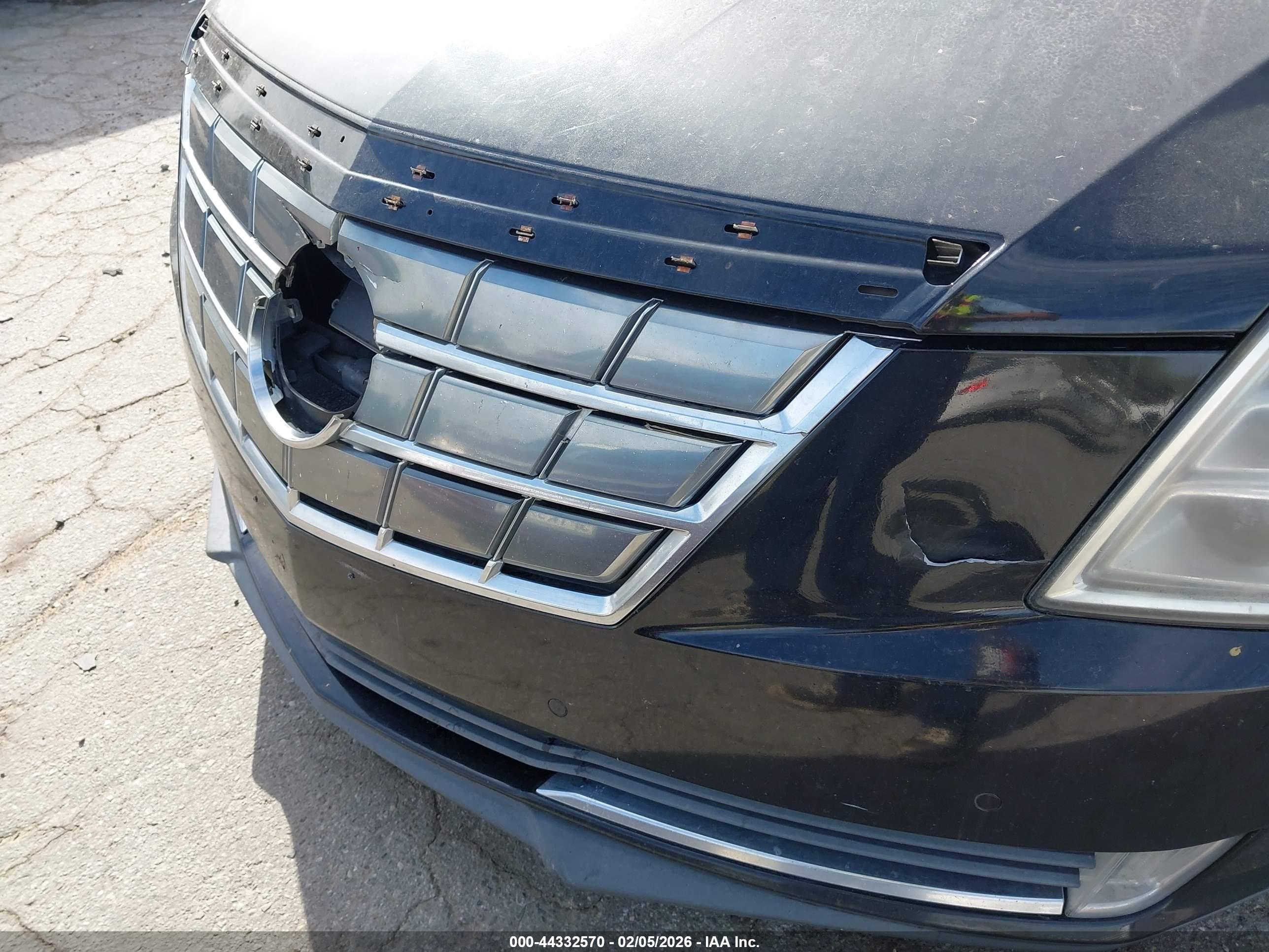 CADILLAC ELR image 6