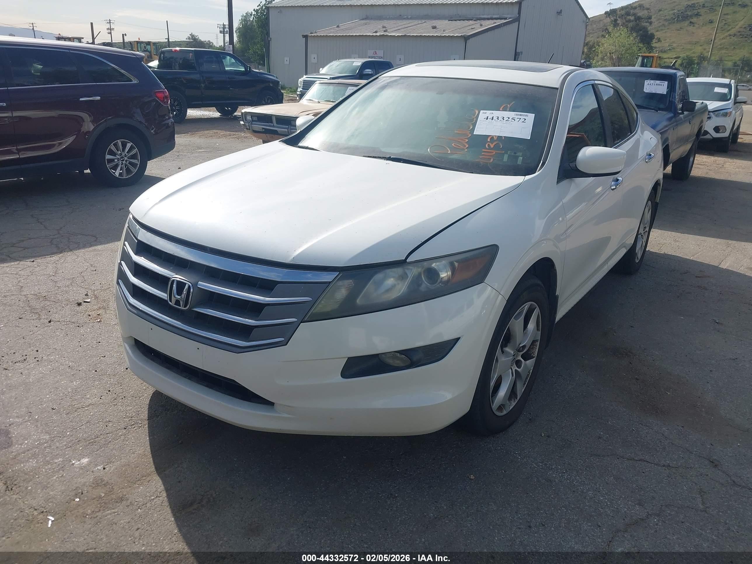 HONDA CROSSTOUR image 2