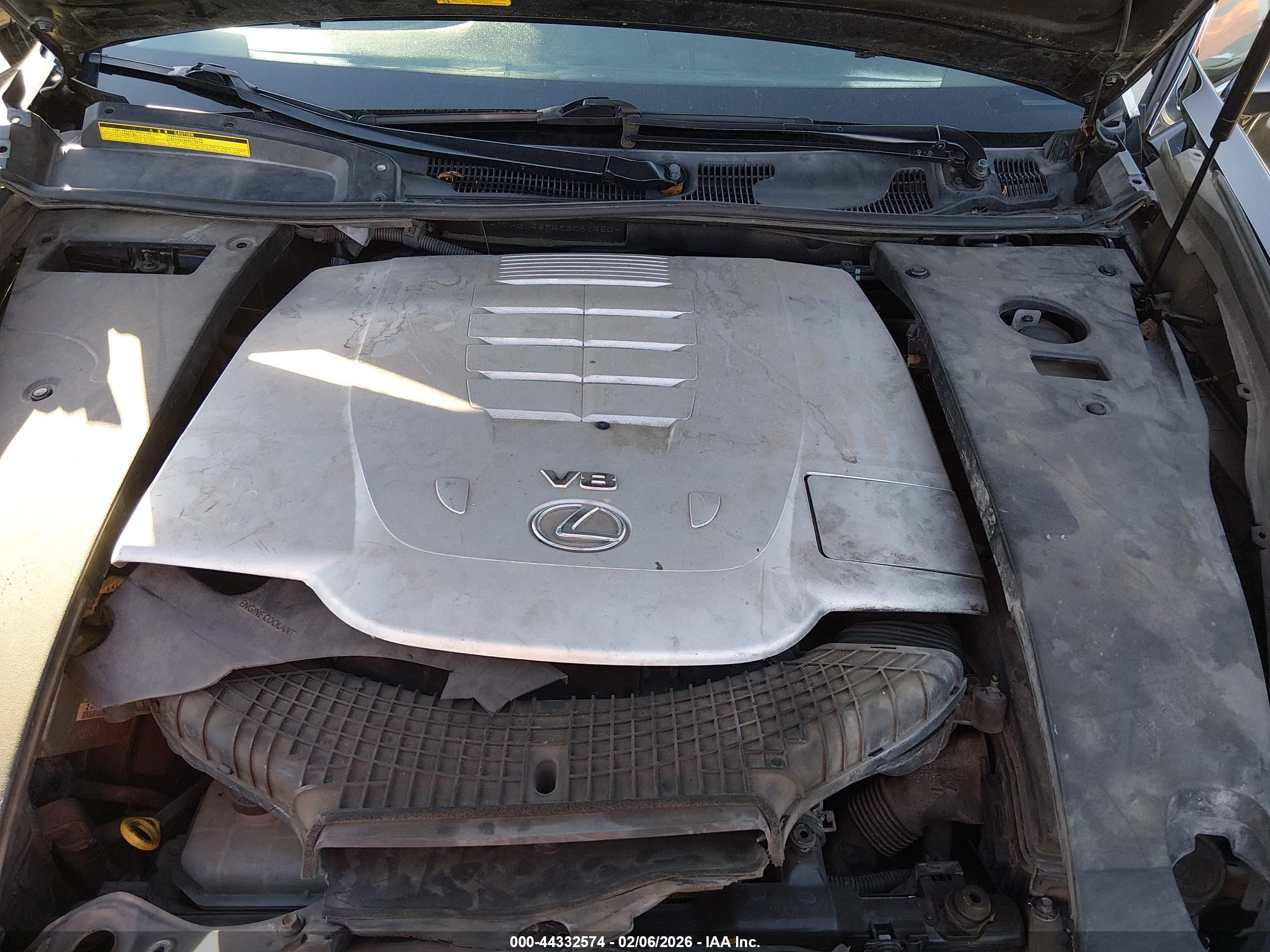 LEXUS LS image 10