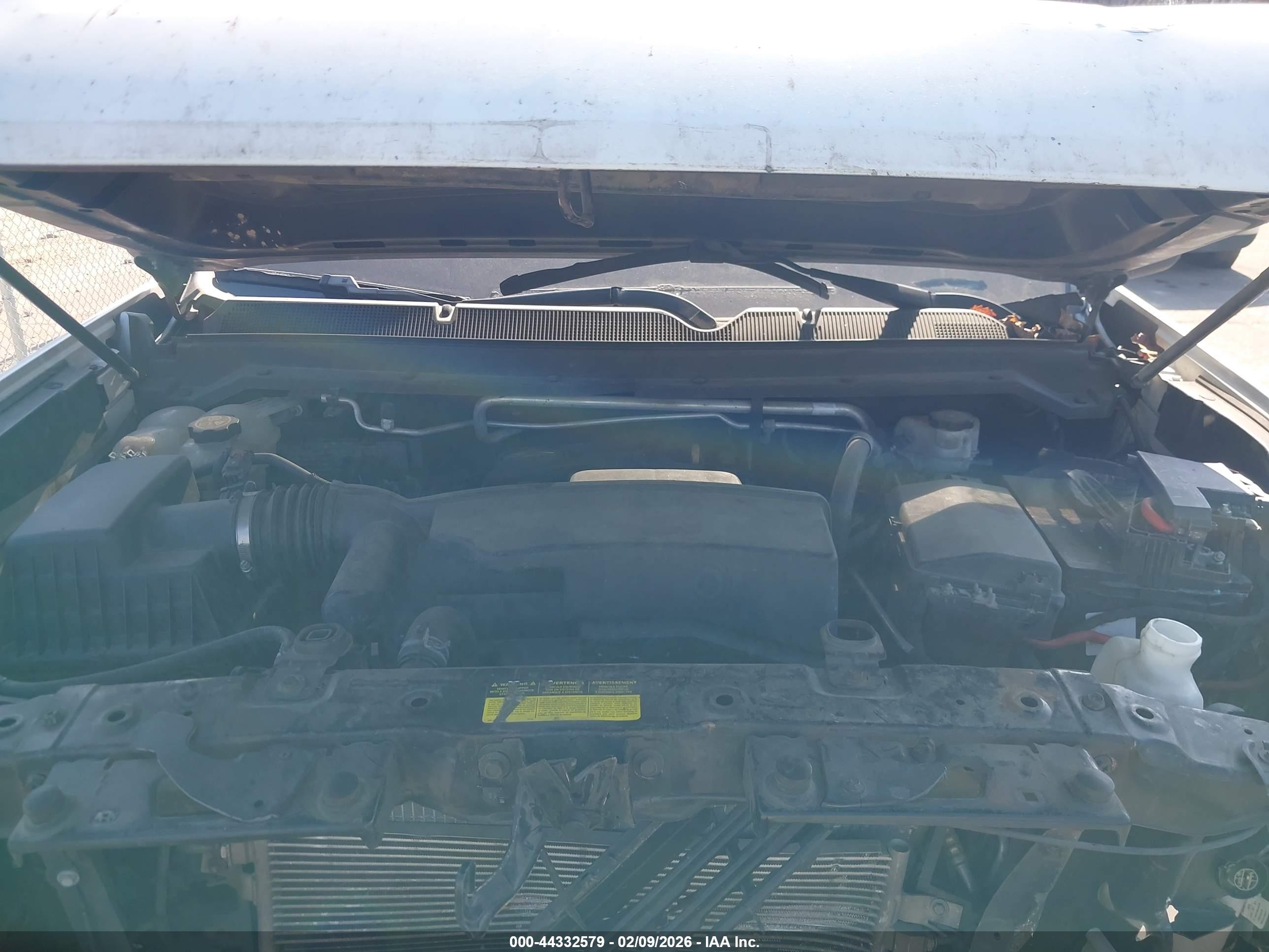 CHEVROLET COLORADO image 10