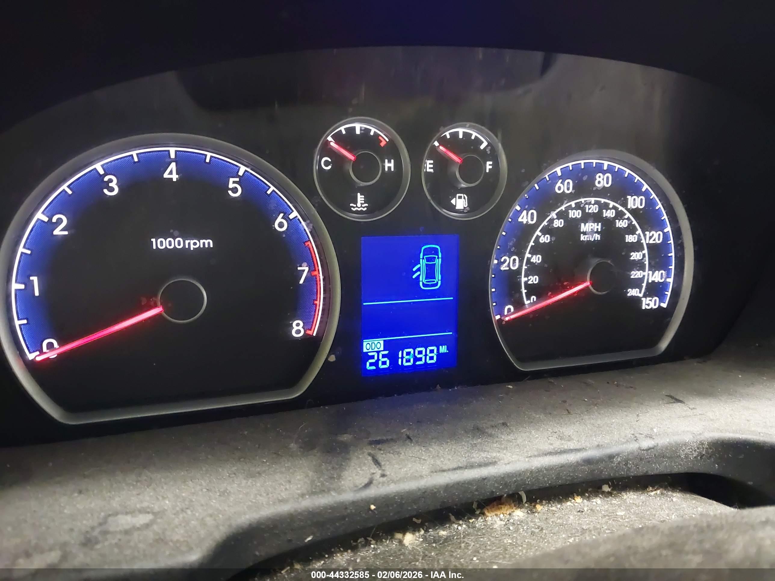 HYUNDAI ELANTRA image 7