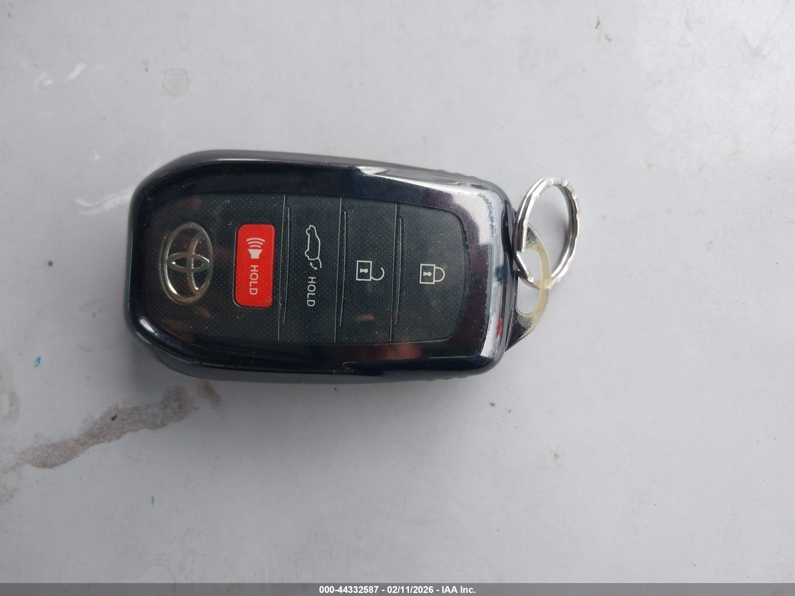 TOYOTA LAND image 11
