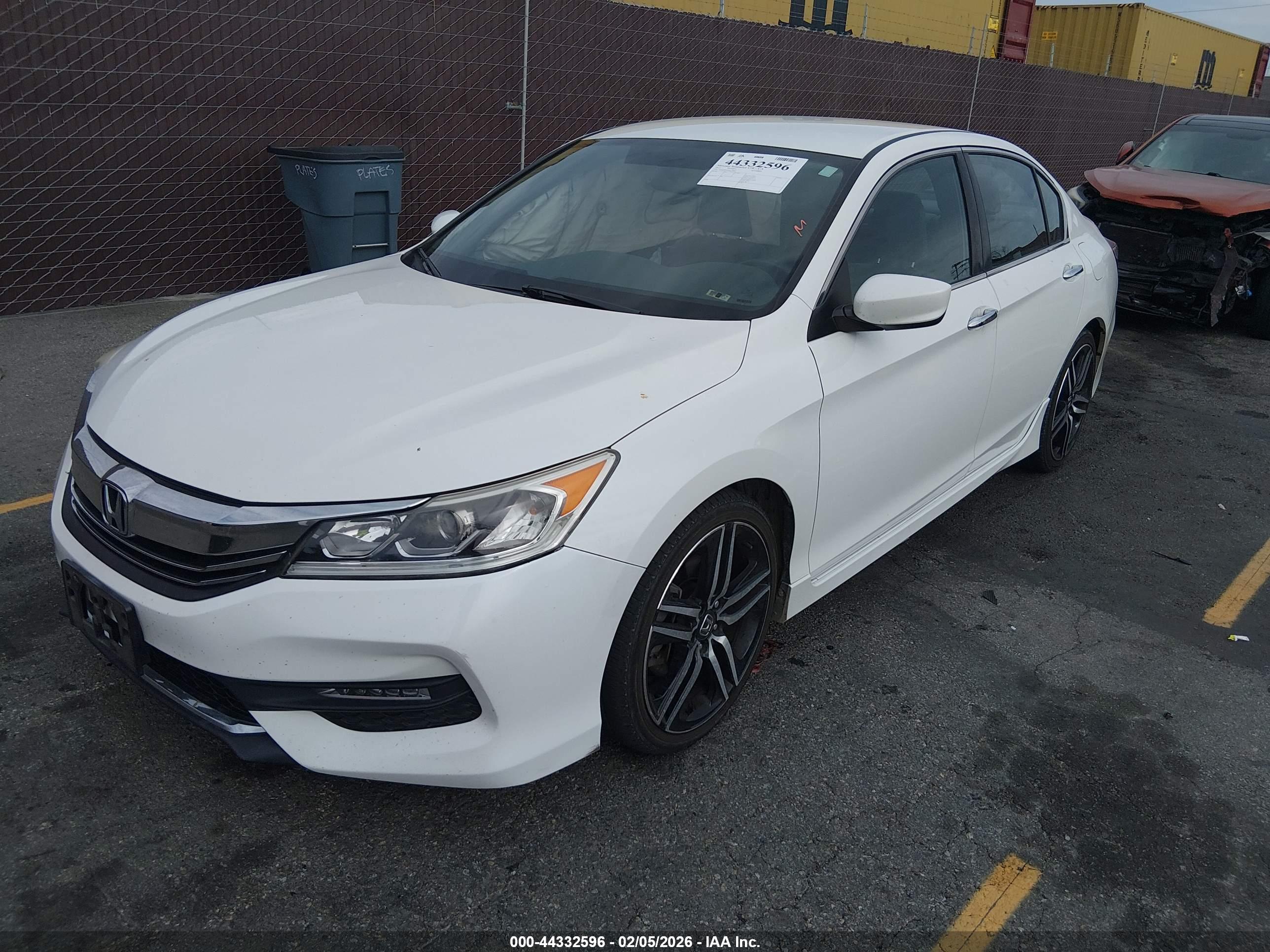 HONDA ACCORD image 2