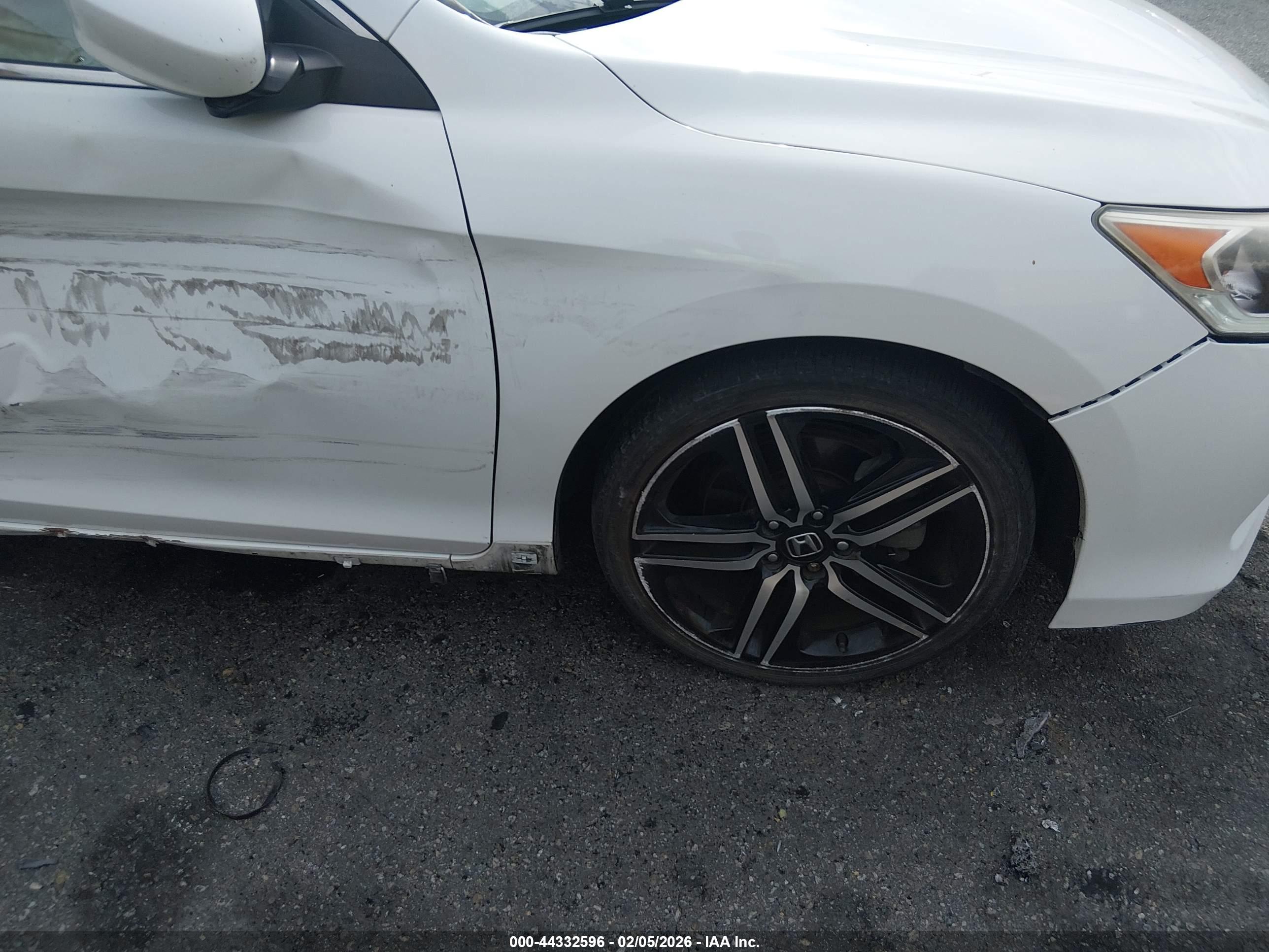 HONDA ACCORD image 6