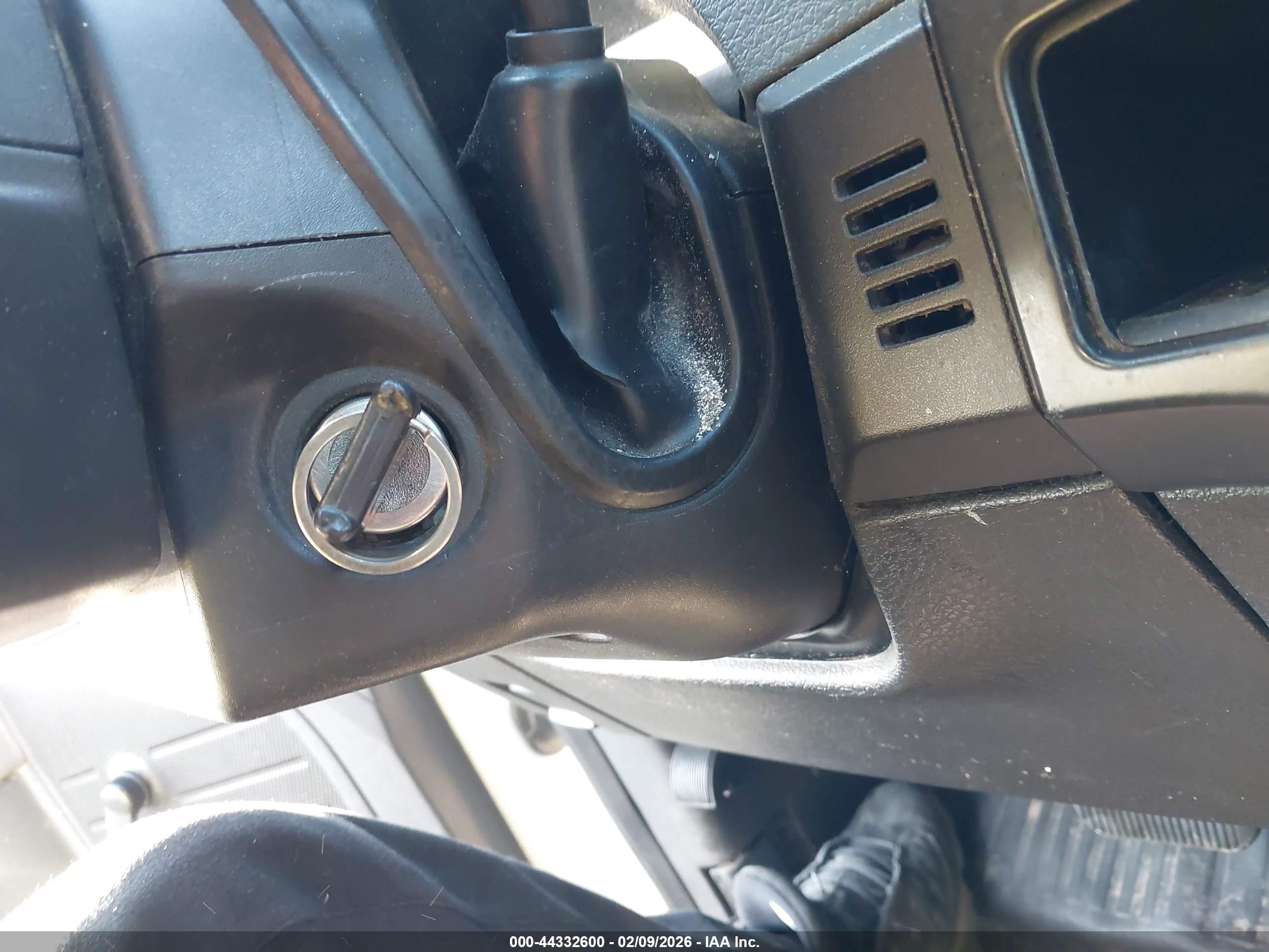 FORD F-150 image 11