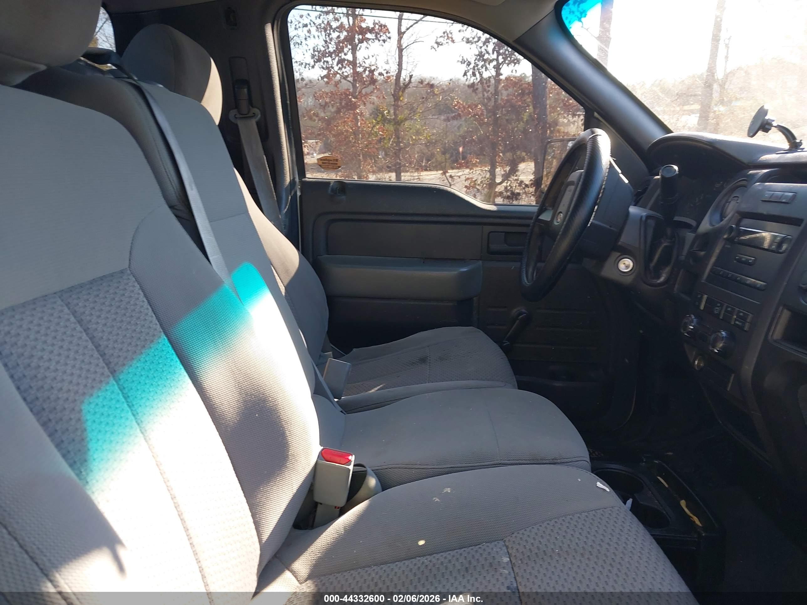 FORD F-150 image 5