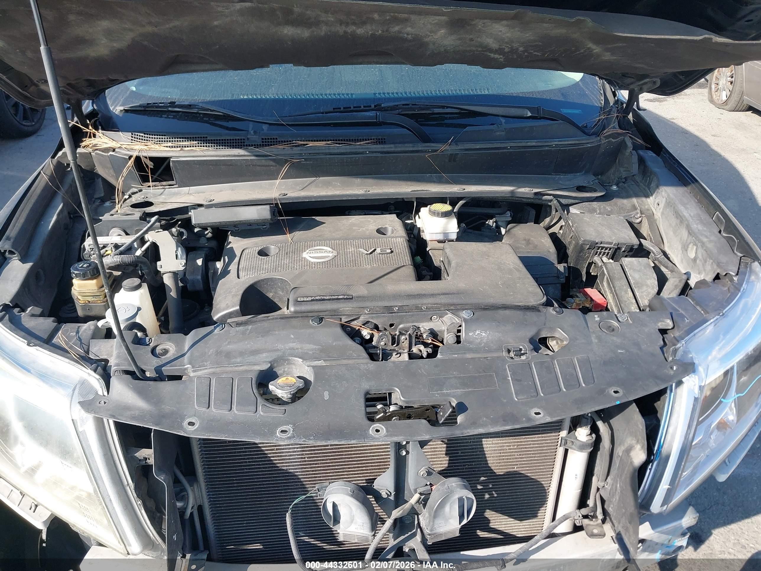 NISSAN PATHFINDER image 10