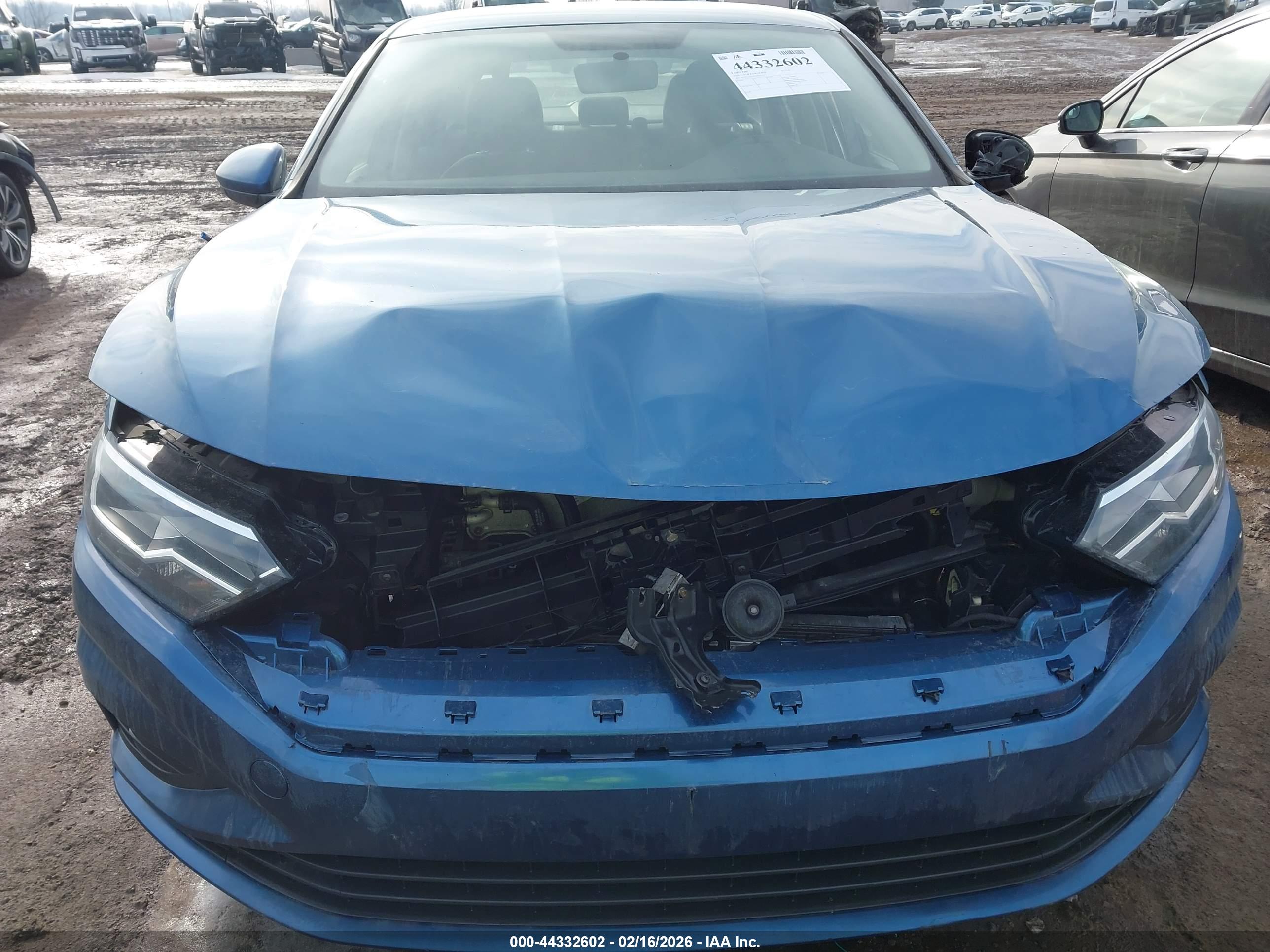VOLKSWAGEN JETTA image 6
