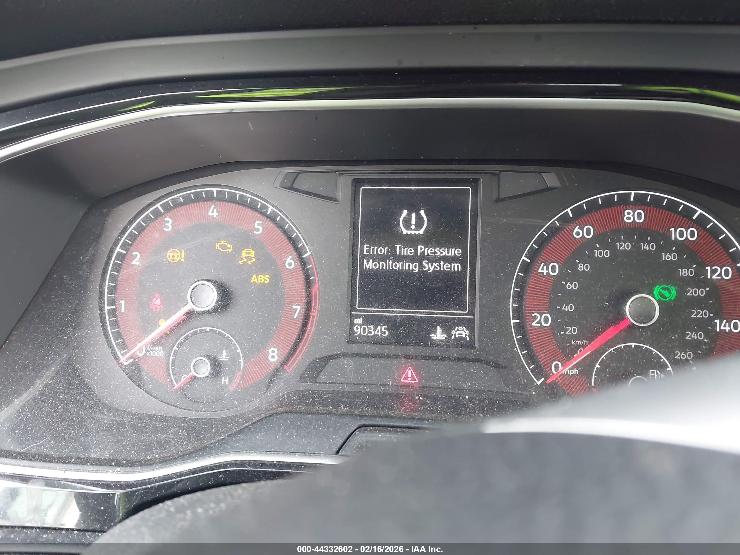 VOLKSWAGEN JETTA image 7