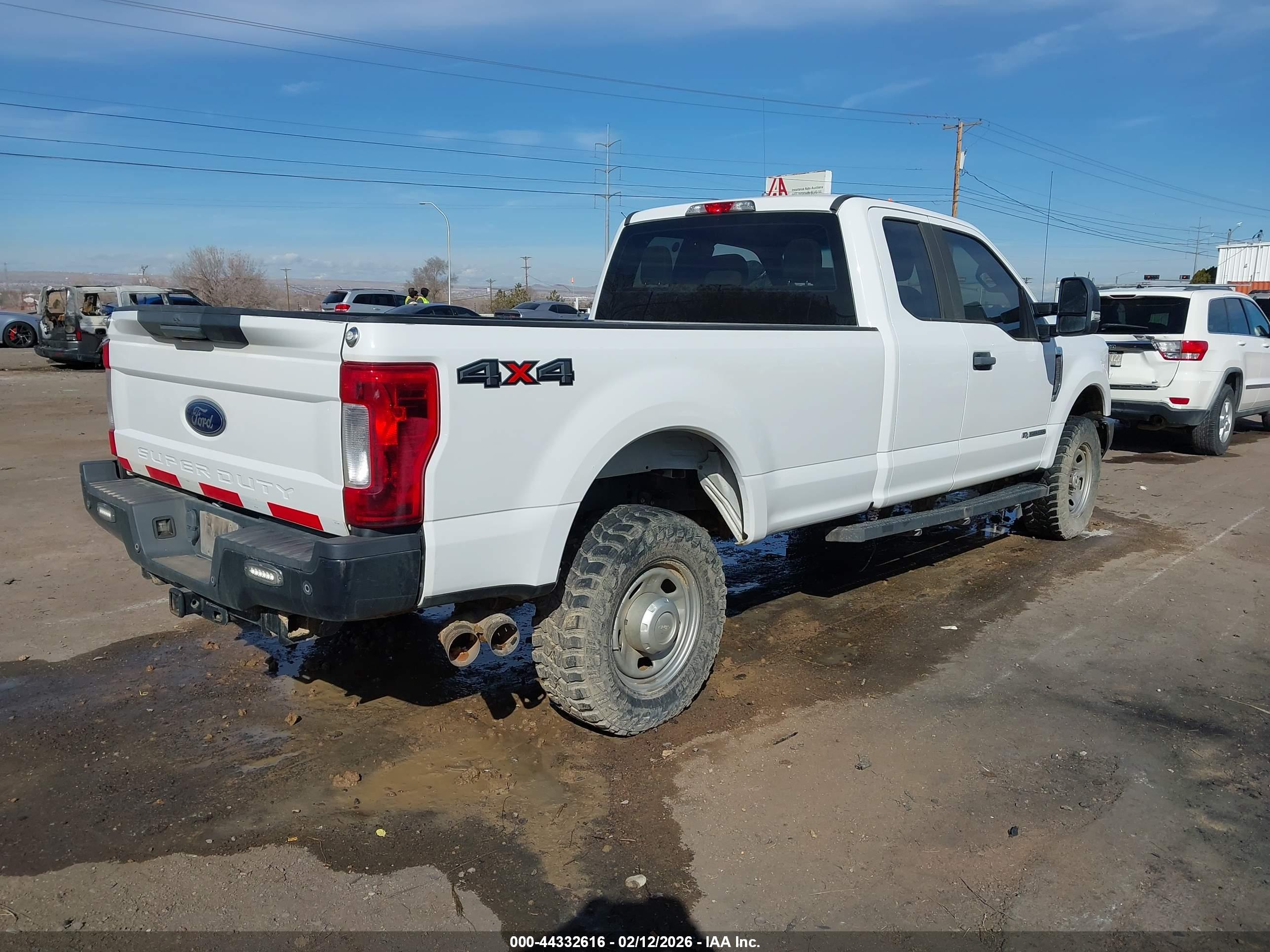 FORD F-350 image 4