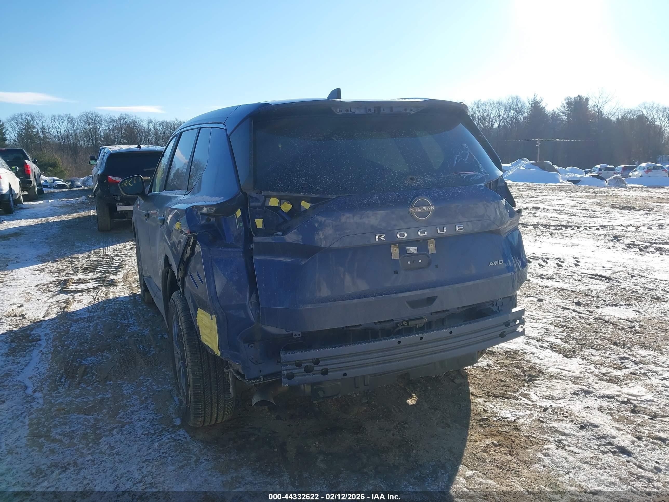 NISSAN ROGUE image 3