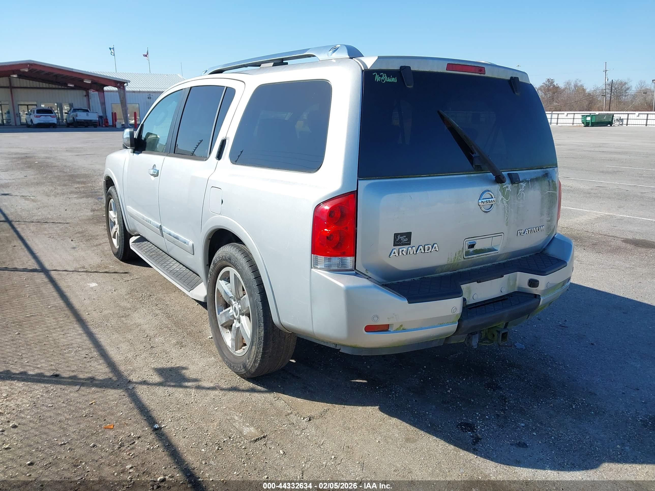 NISSAN ARMADA image 3