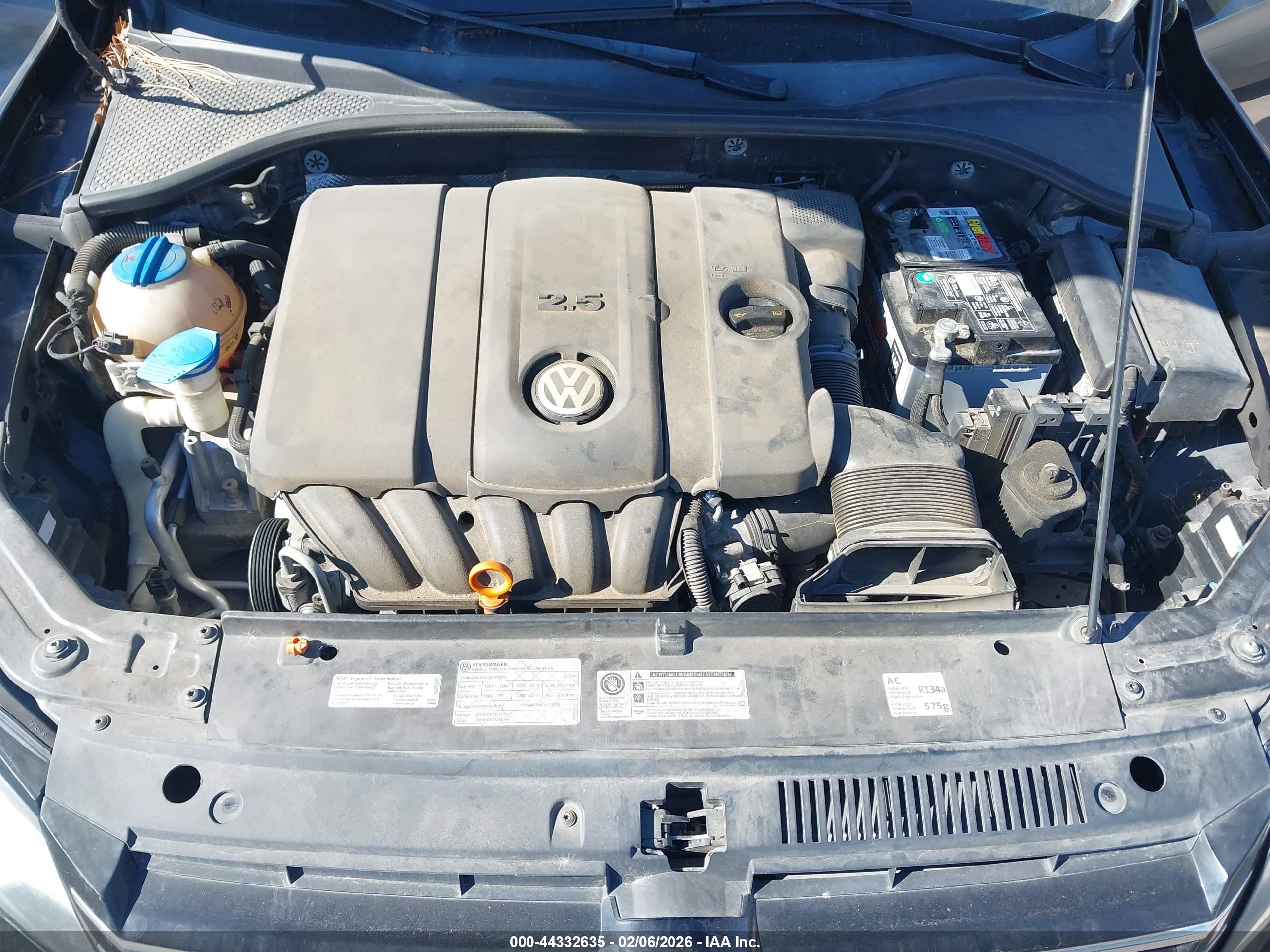 VOLKSWAGEN PASSAT image 10