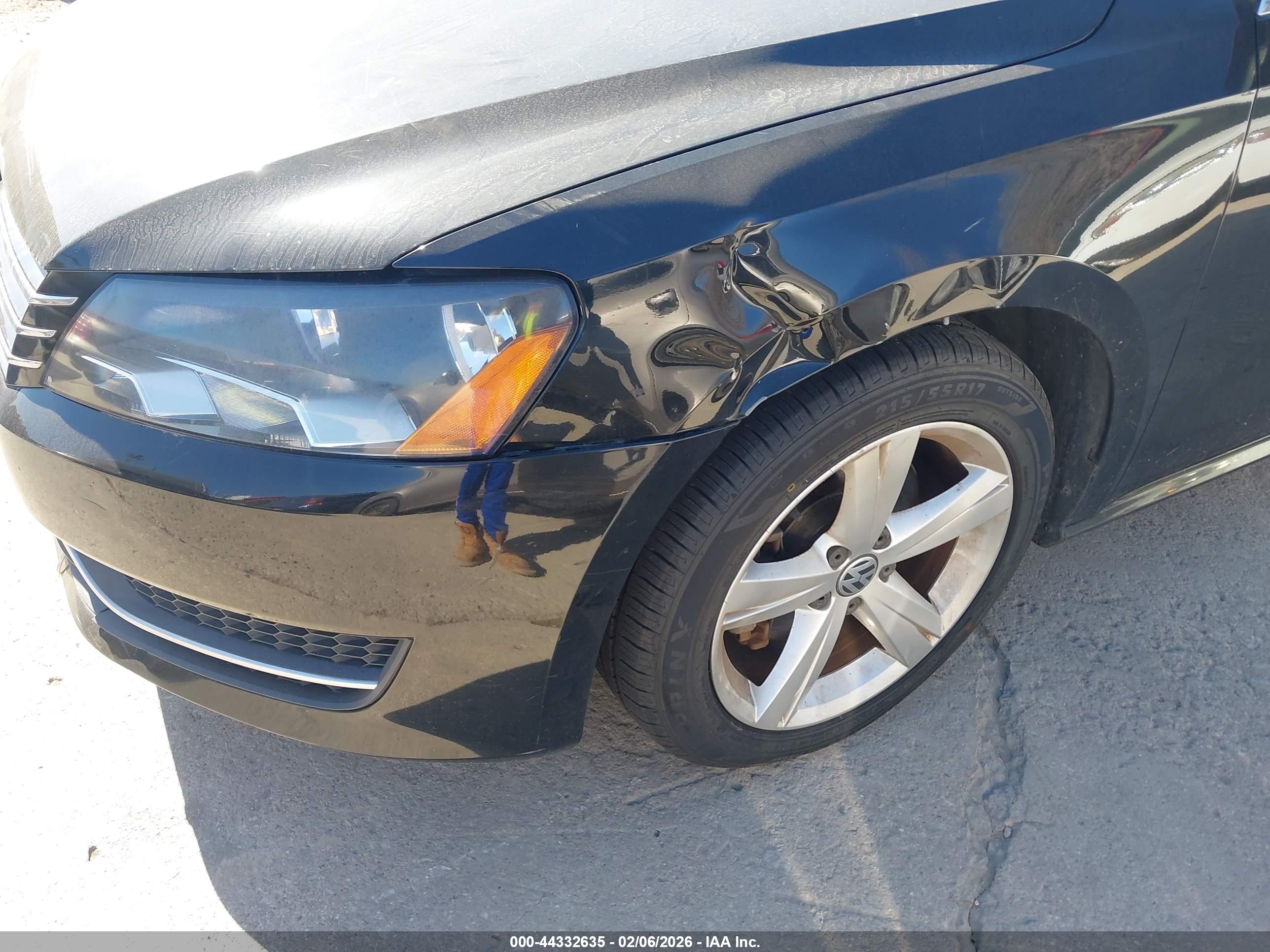 VOLKSWAGEN PASSAT image 6
