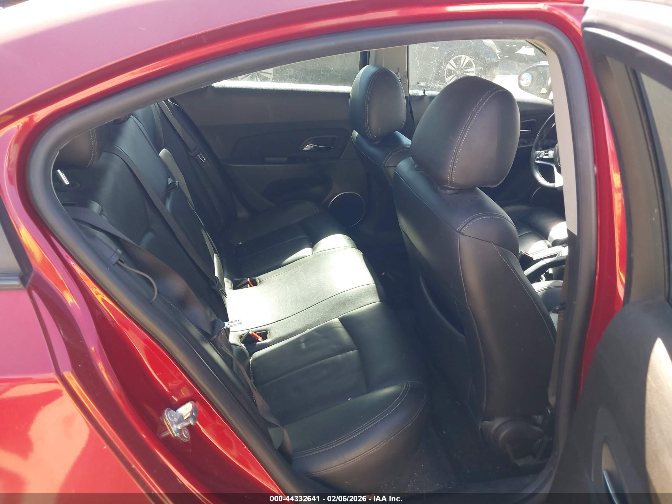 CHEVROLET CRUZE image 8