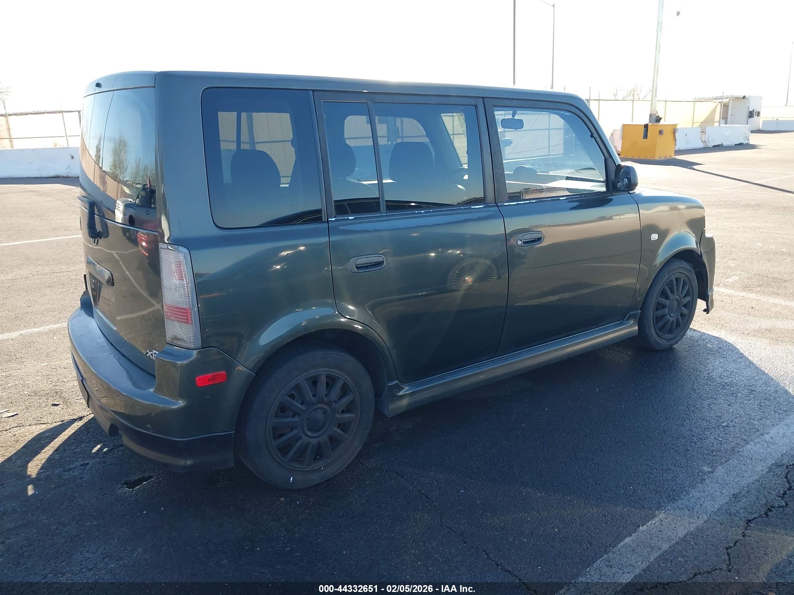 SCION XB image 4