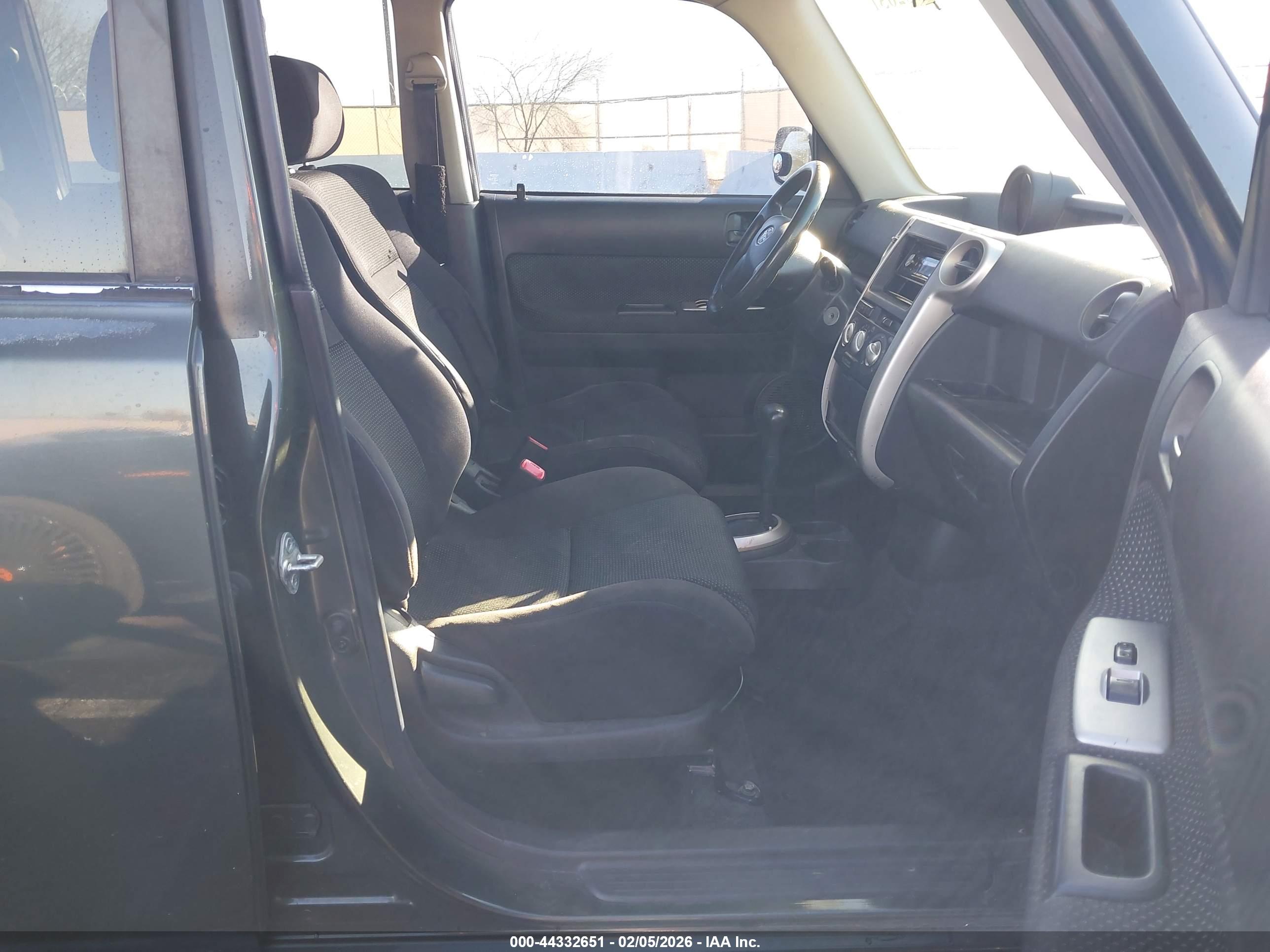 SCION XB image 5