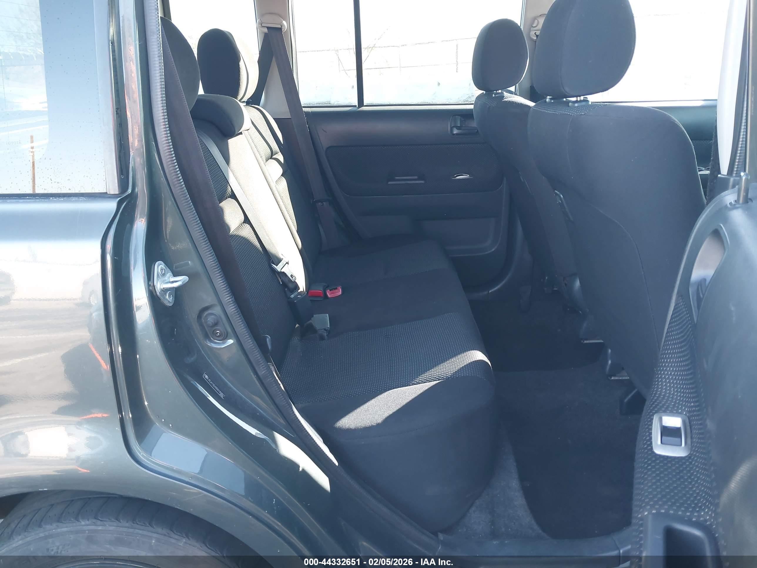 SCION XB image 8