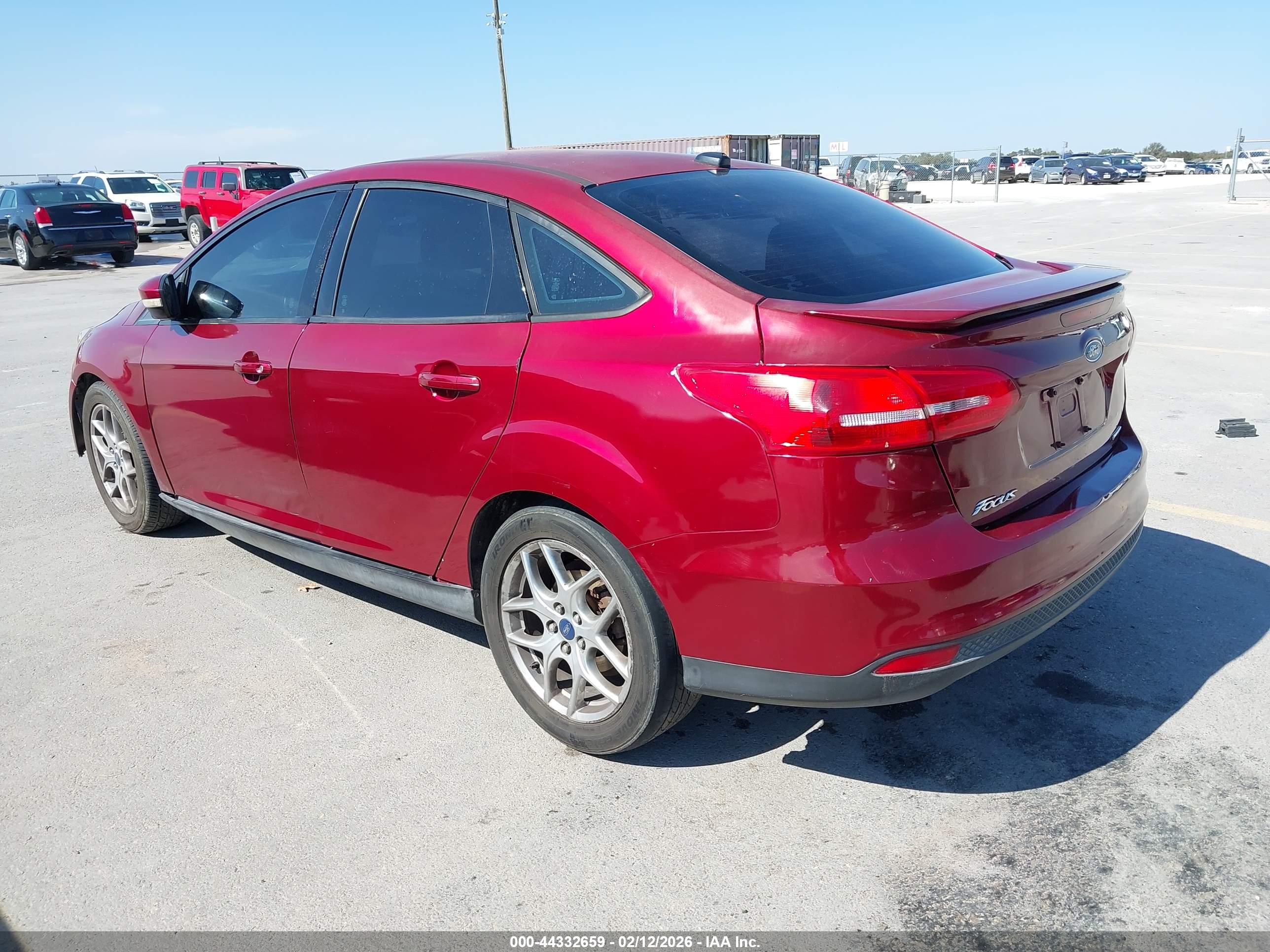 FORD FOCUS image 3