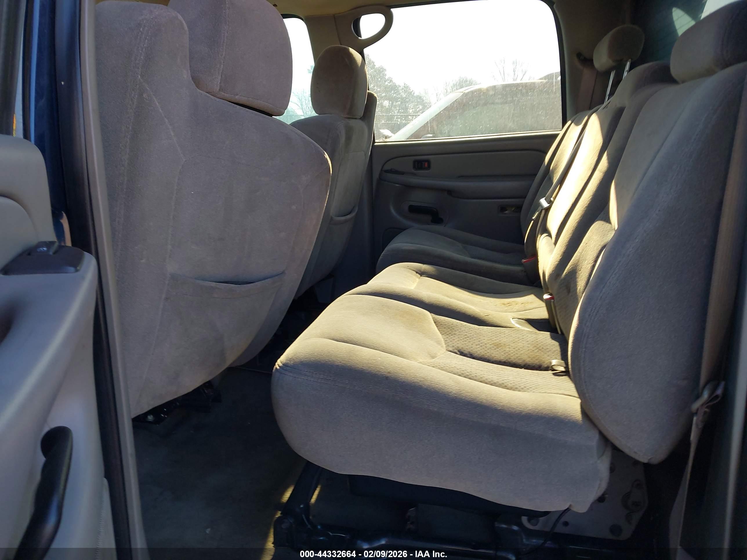 CHEVROLET AVALANCHE image 8