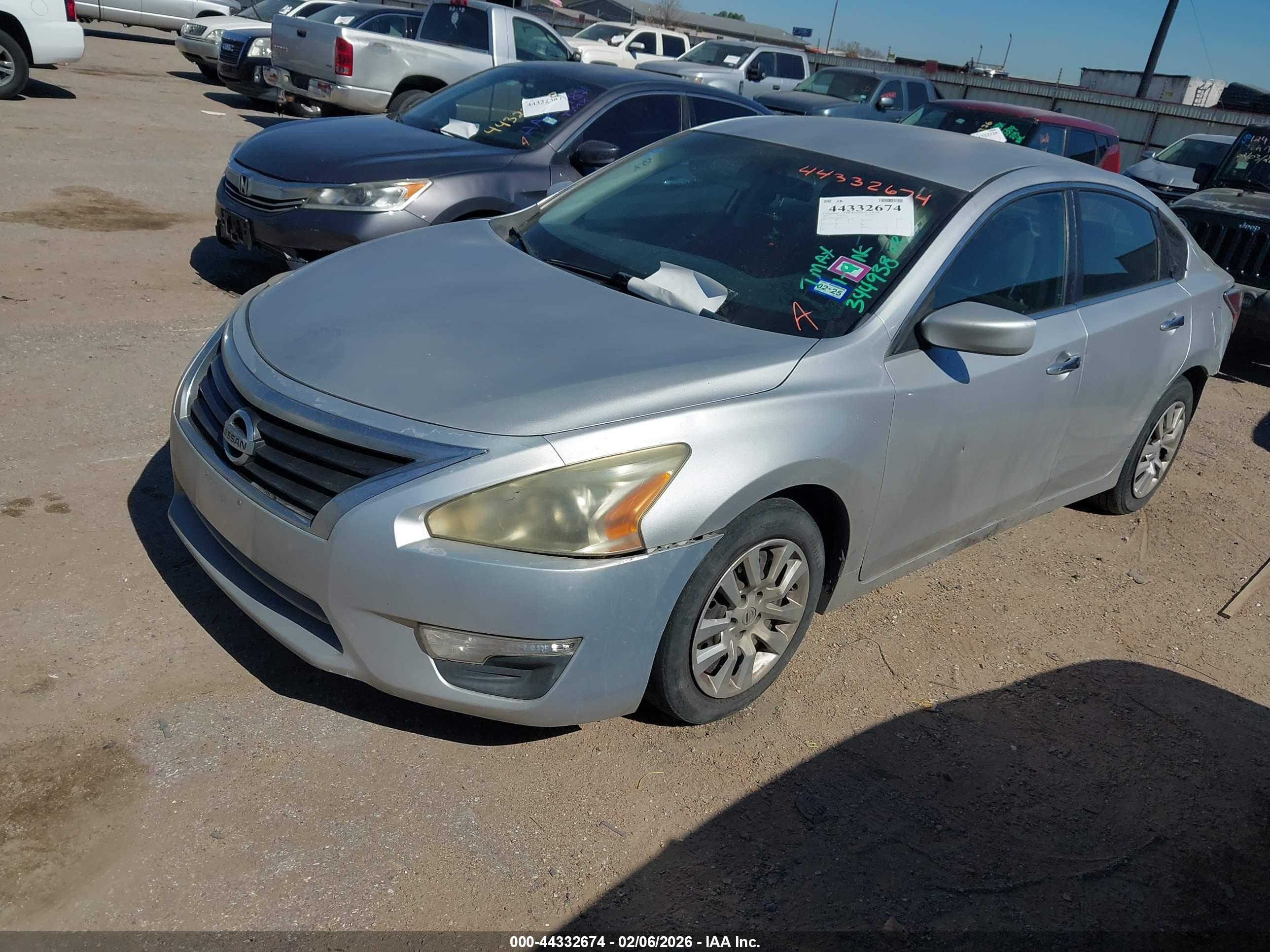 NISSAN ALTIMA image 2