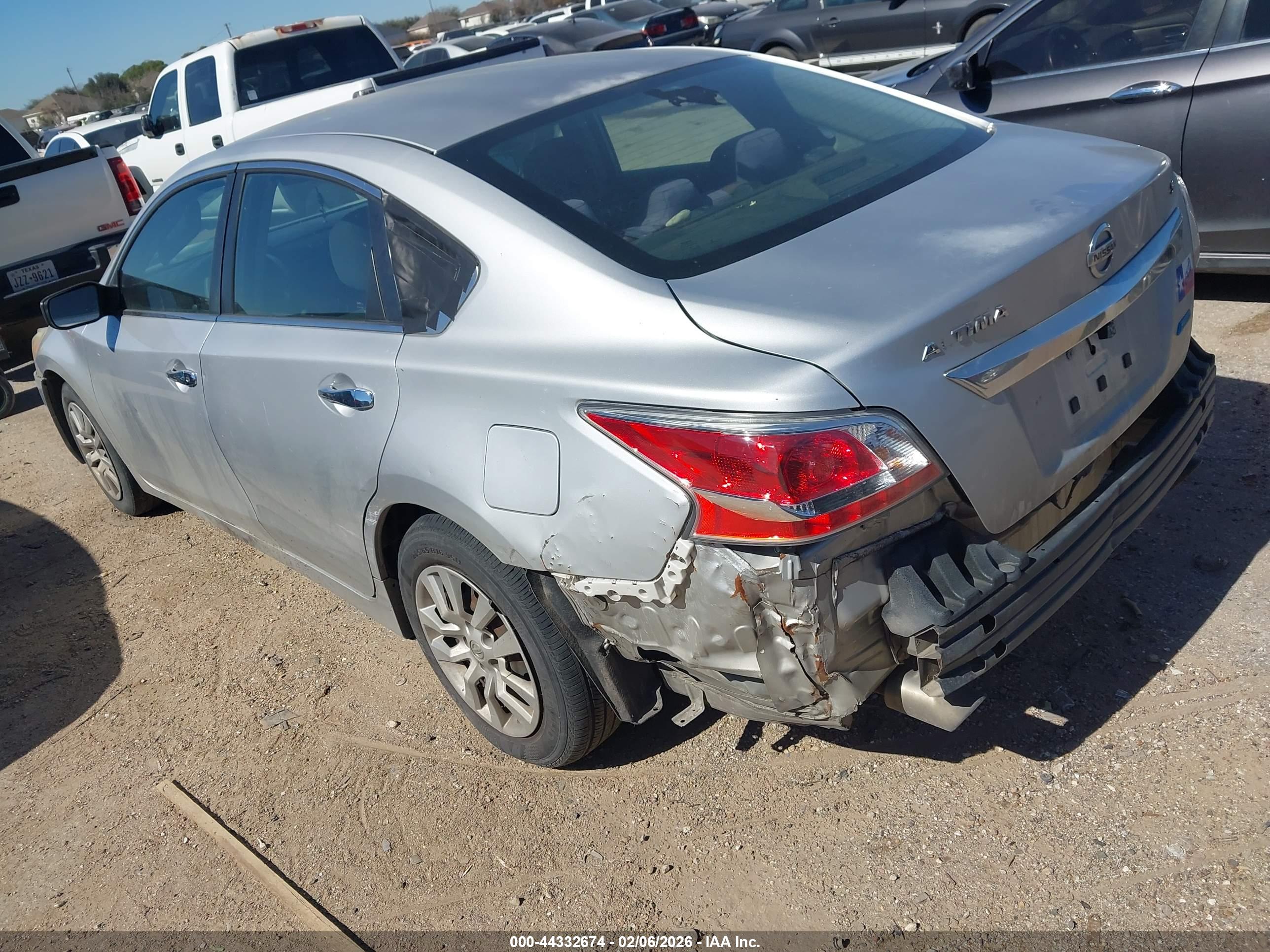 NISSAN ALTIMA image 3